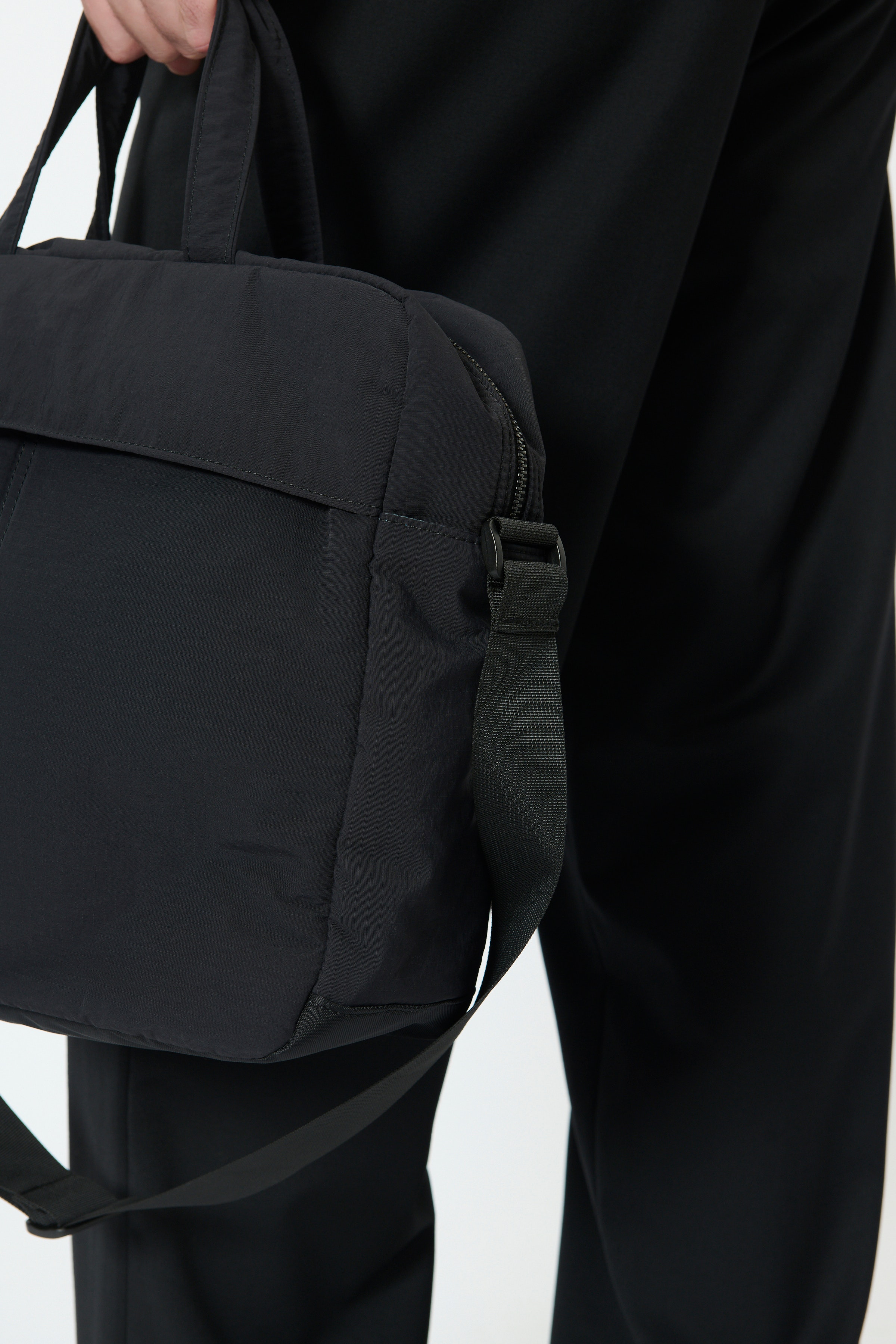 MAcomputo Pose LOOKBOOK DETAIL 30208970-300275