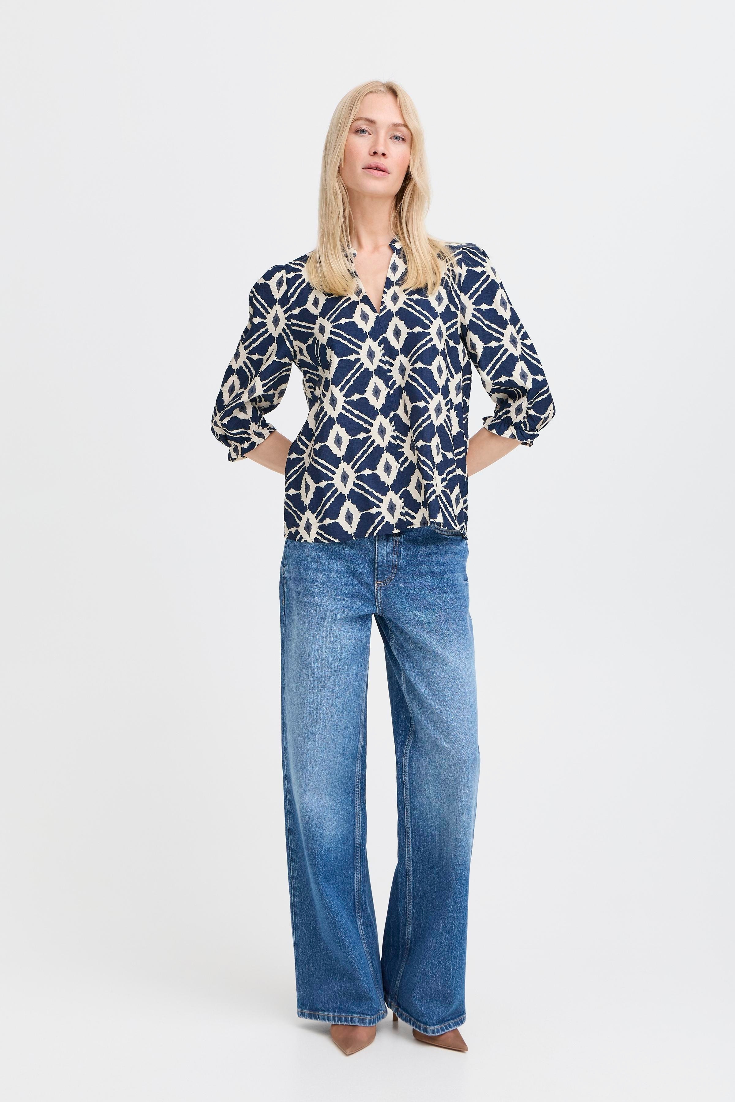 BYIKAIA Blus LOOKBOOK FRONT 20818367-900003021