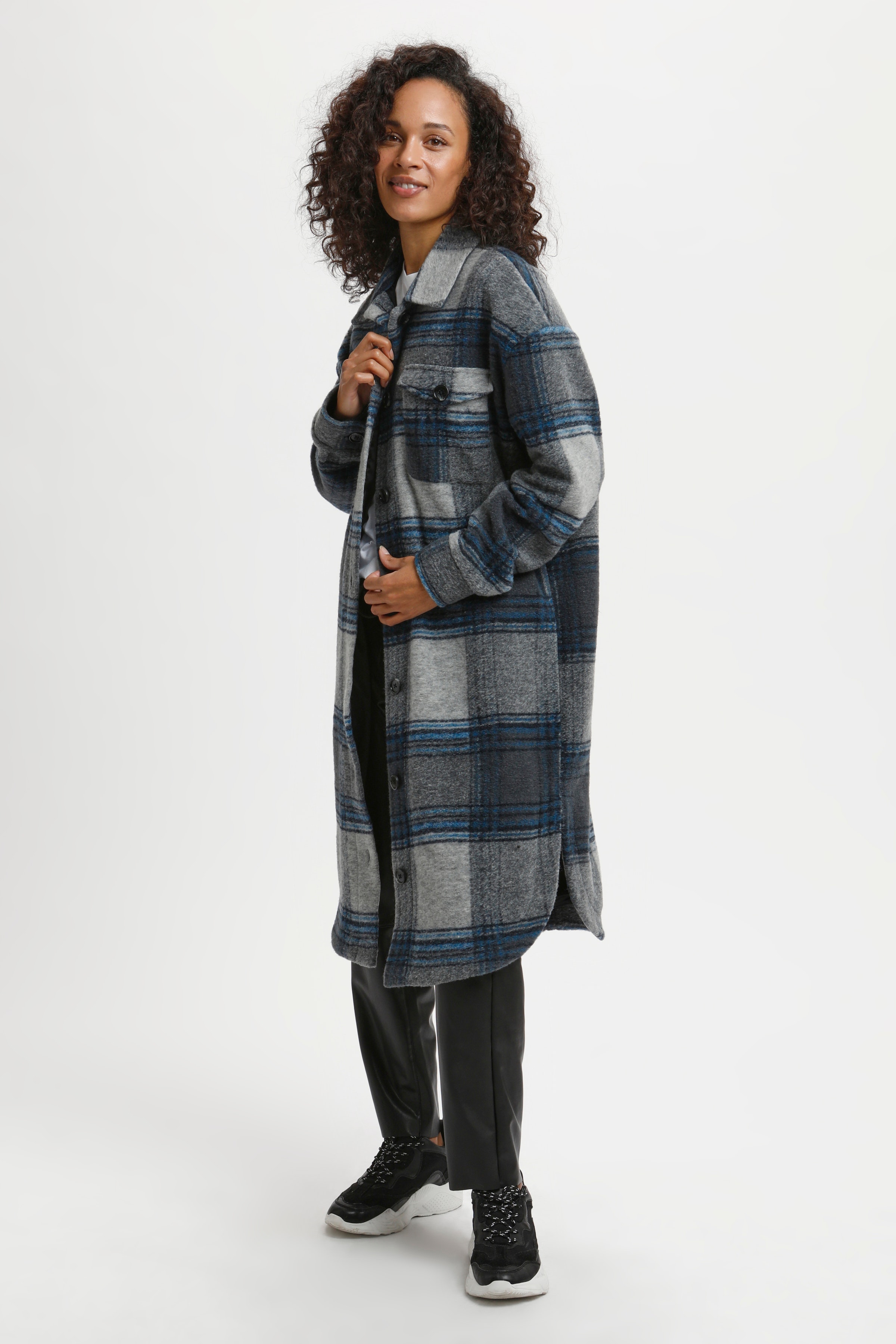 KAhelena Kappa LOOKBOOK FRONT 10505809-101798