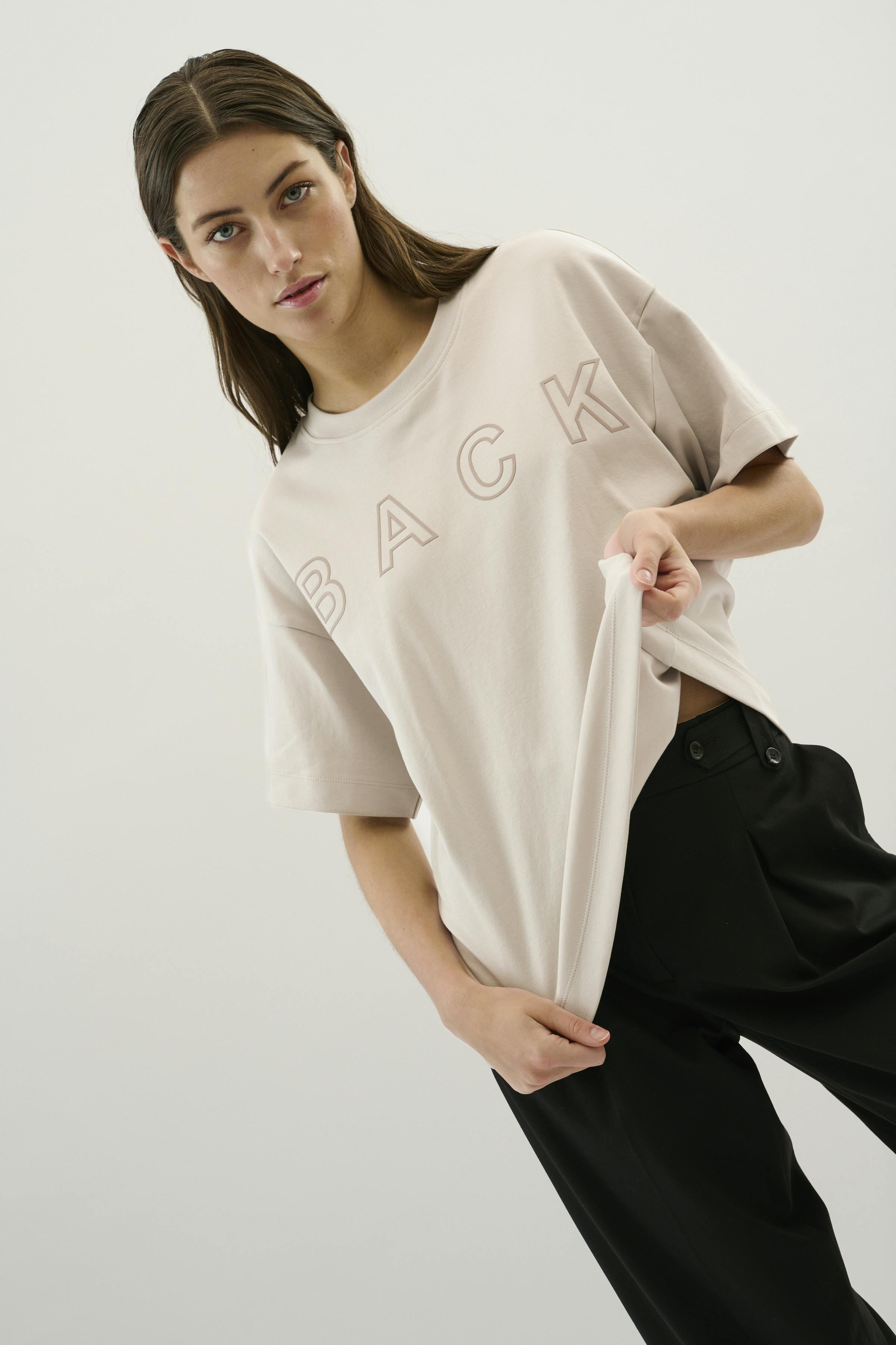 KBParis T-shirt LOOKBOOK FRONT 10105046-154502