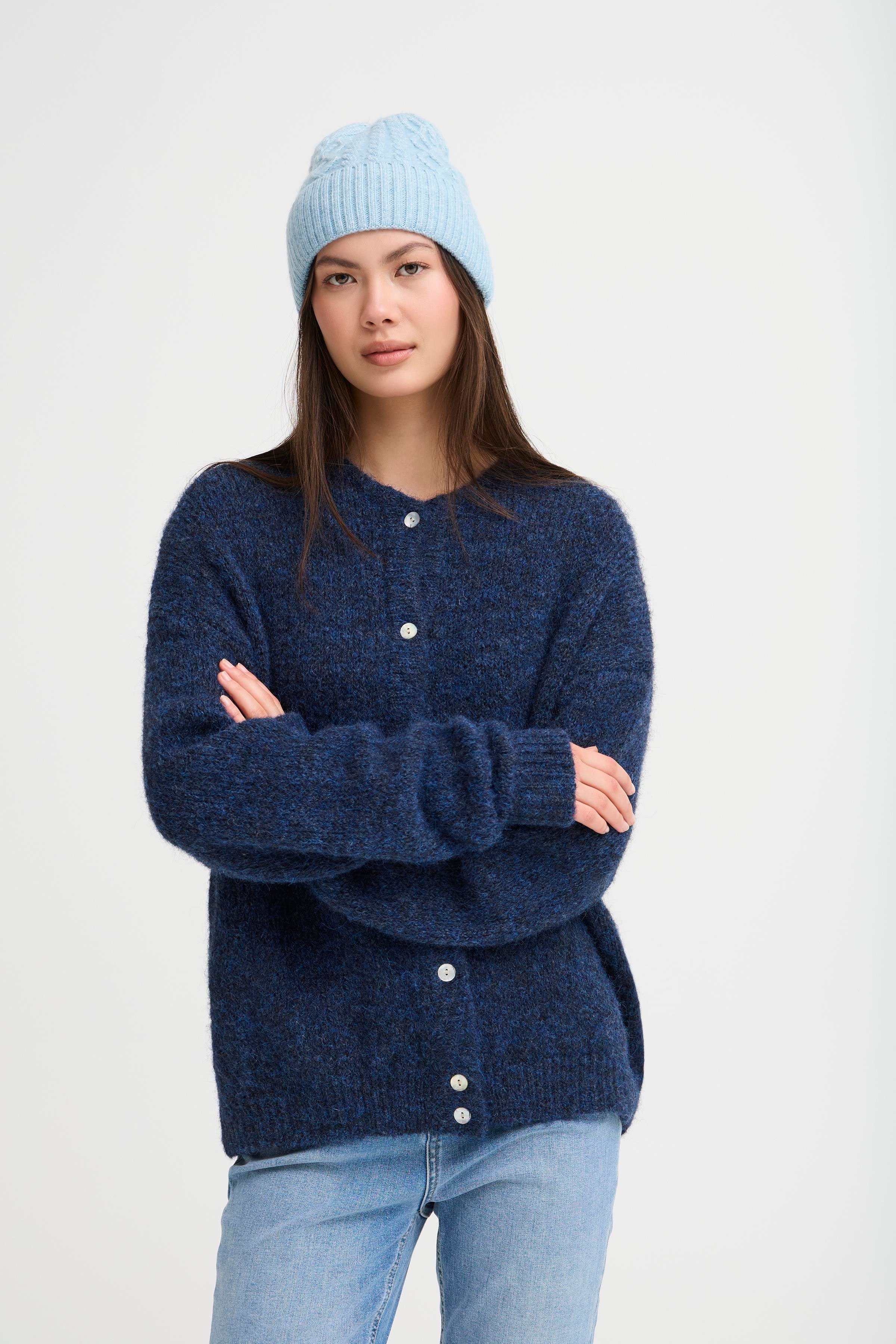 IALUCY Hatt LOOKBOOK FRONT 20124379-1542251