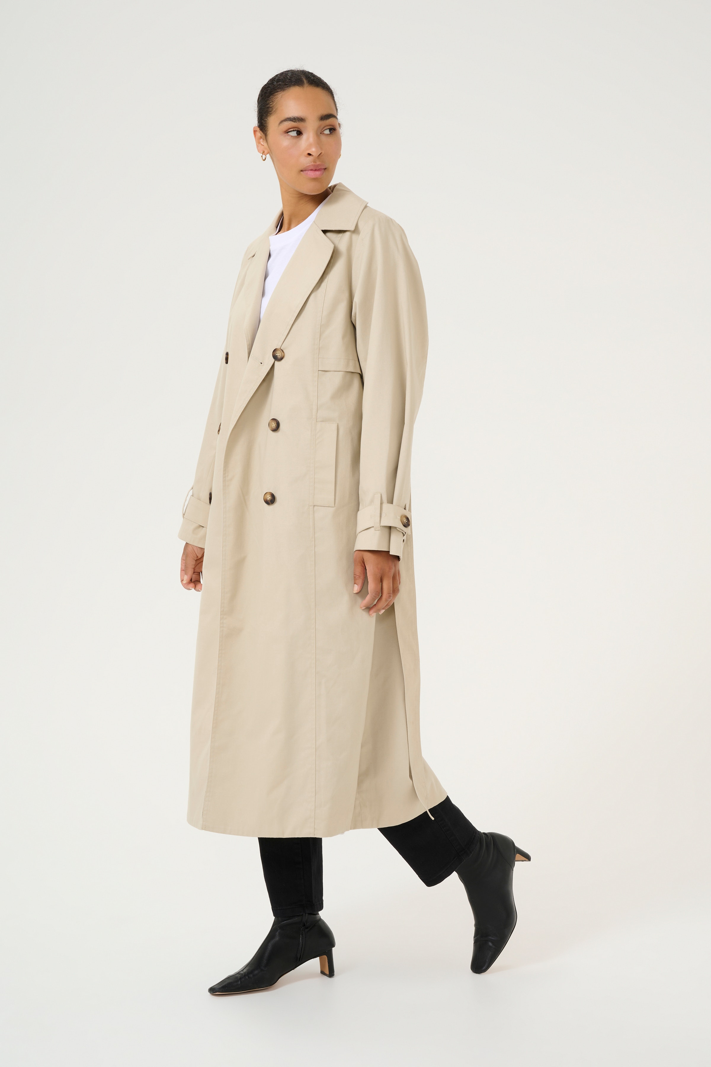 KApatricia Coat LOOKBOOK FRONT 10509483-151305