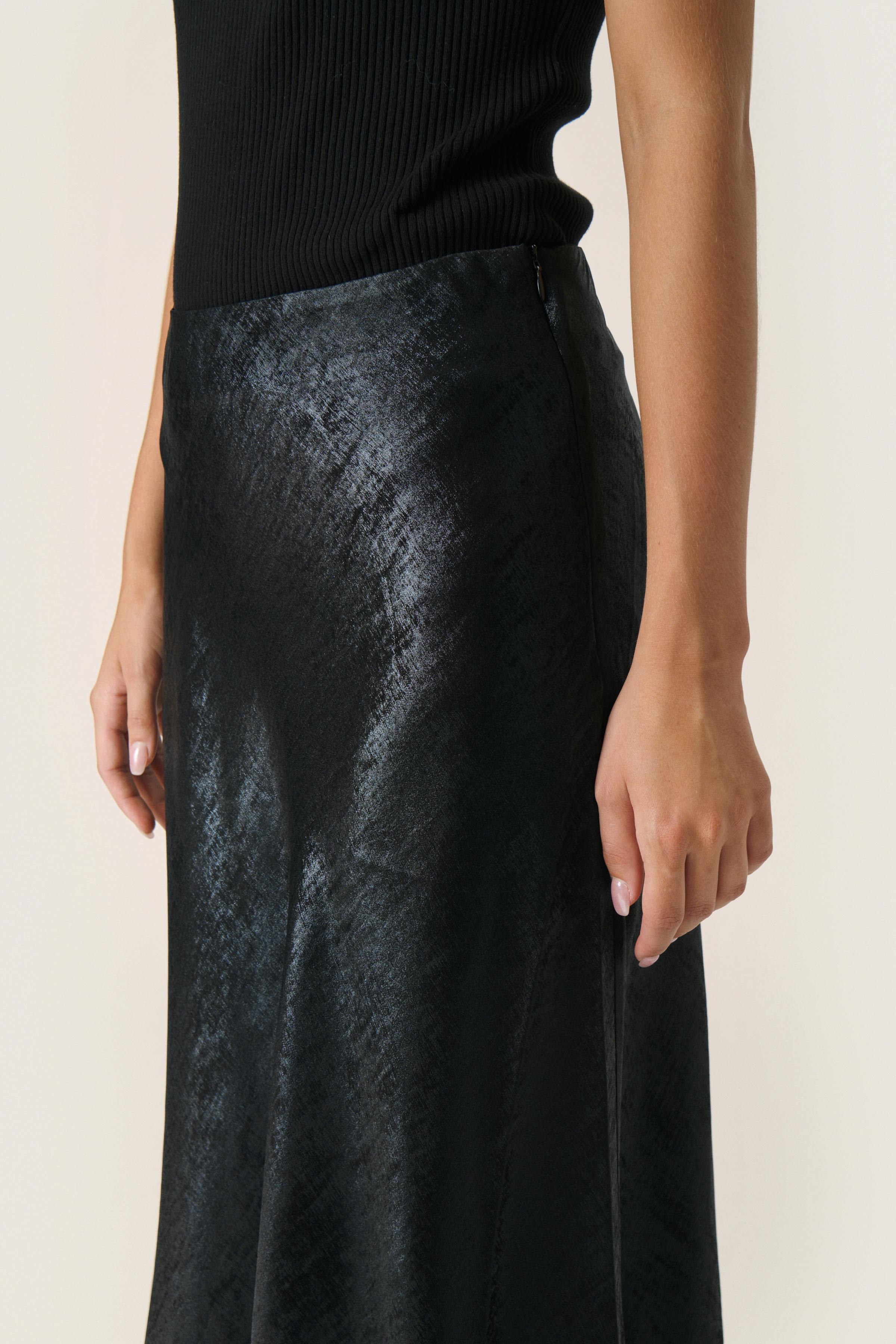 SLElvie Skirt LOOKBOOK DETAIL 30408183-194008