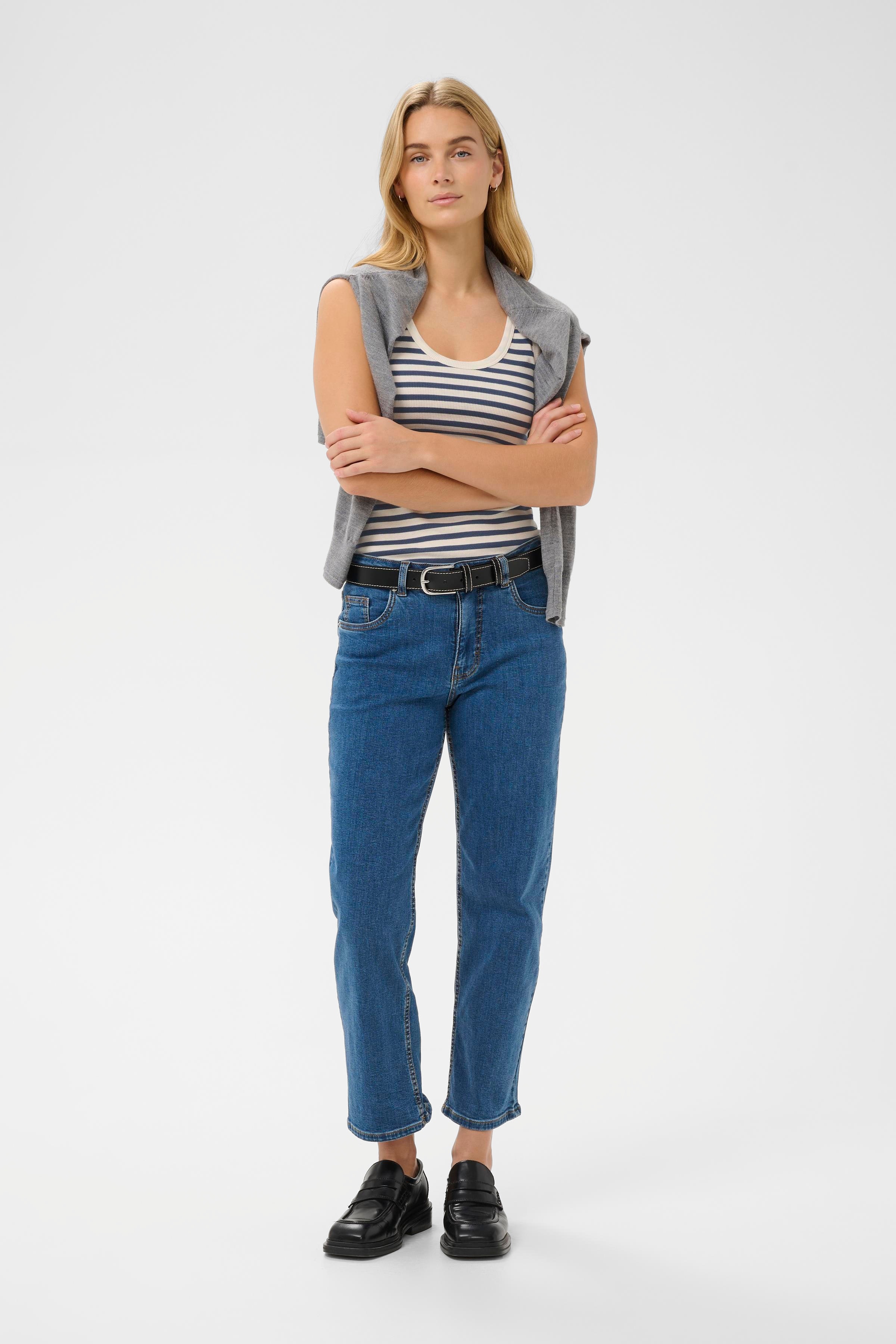 RoselynPW Top LOOKBOOK FRONT 30309651-303784