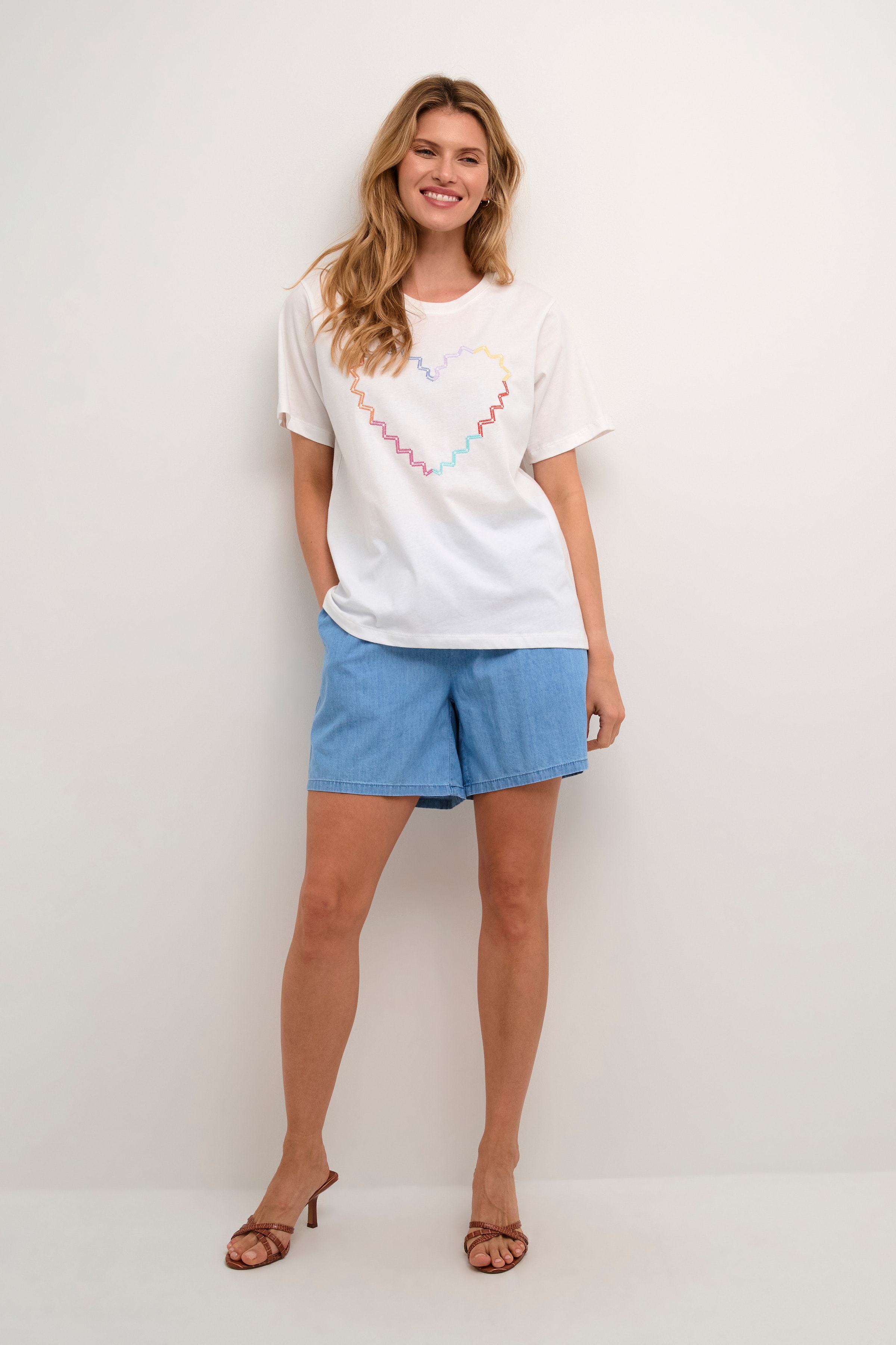 CUamora T-shirt LOOKBOOK FRONT 50110691-500013