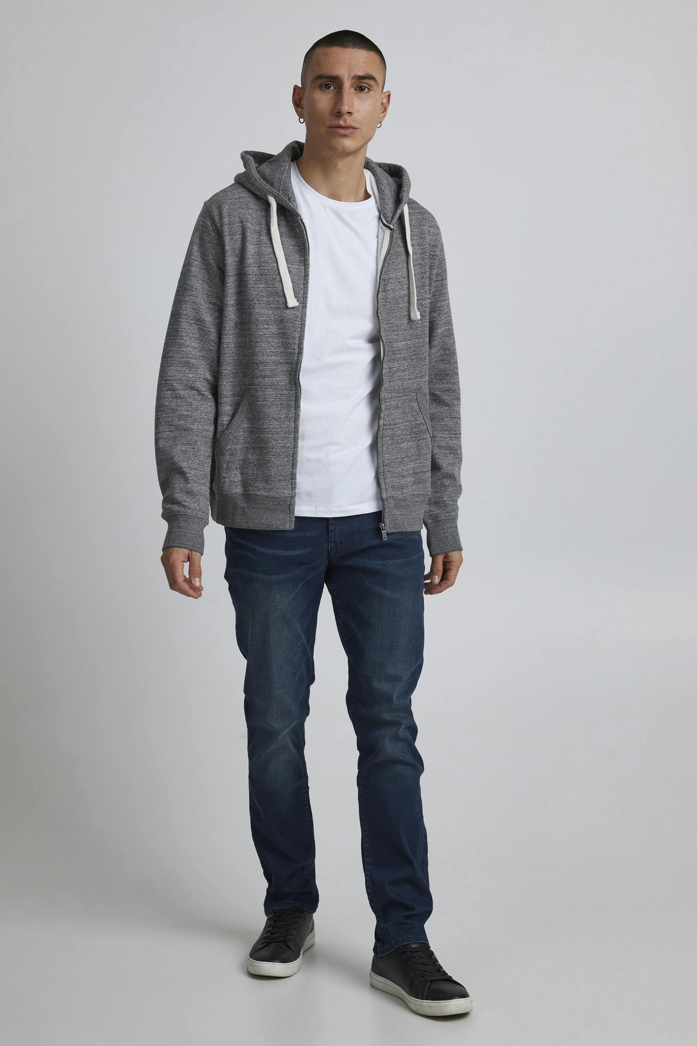 Hoodie med glidelås LOOKBOOK FRONT 20706981-70817