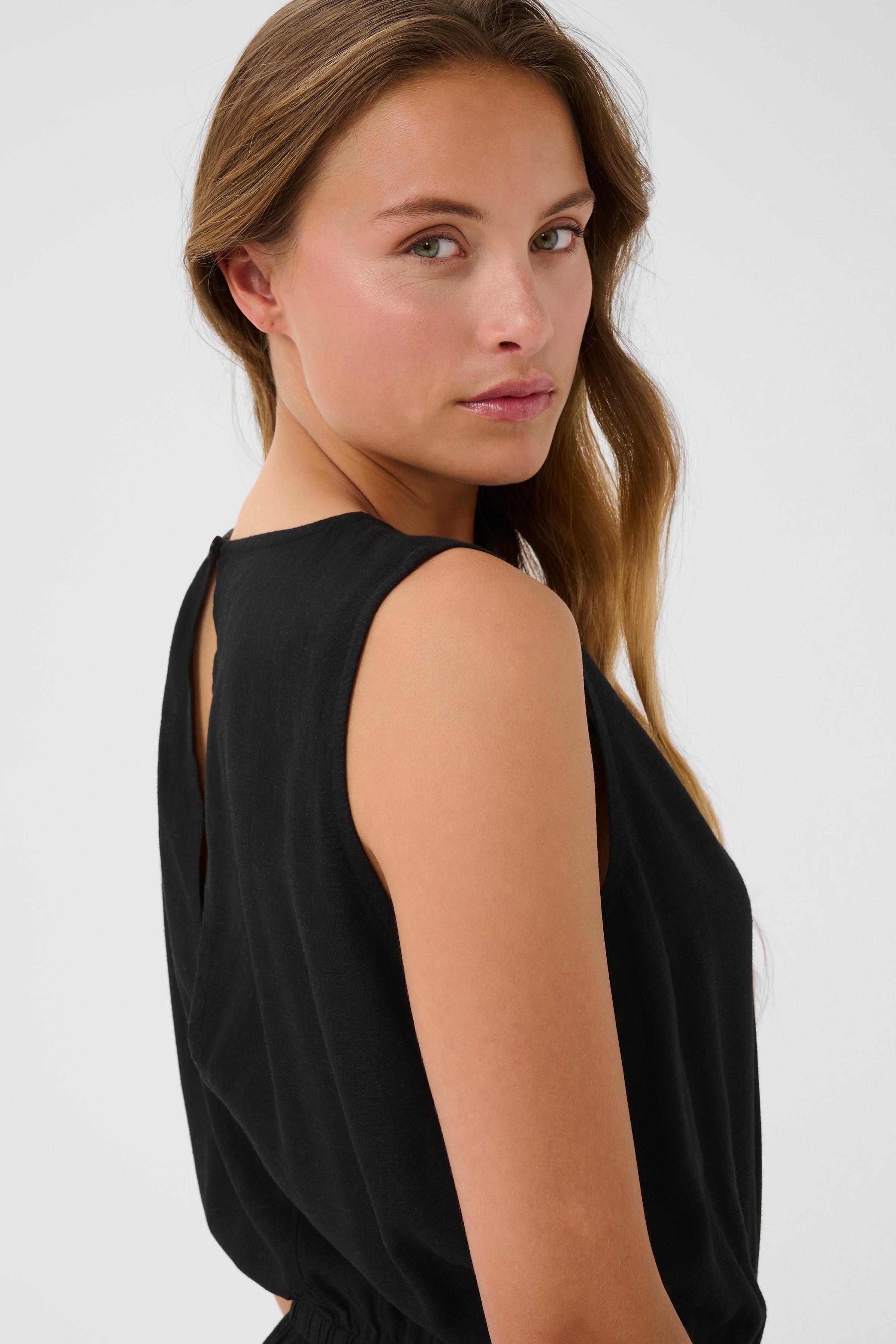KAmilia Lin Jumpsuit LOOKBOOK DETAIL 10510420-100121