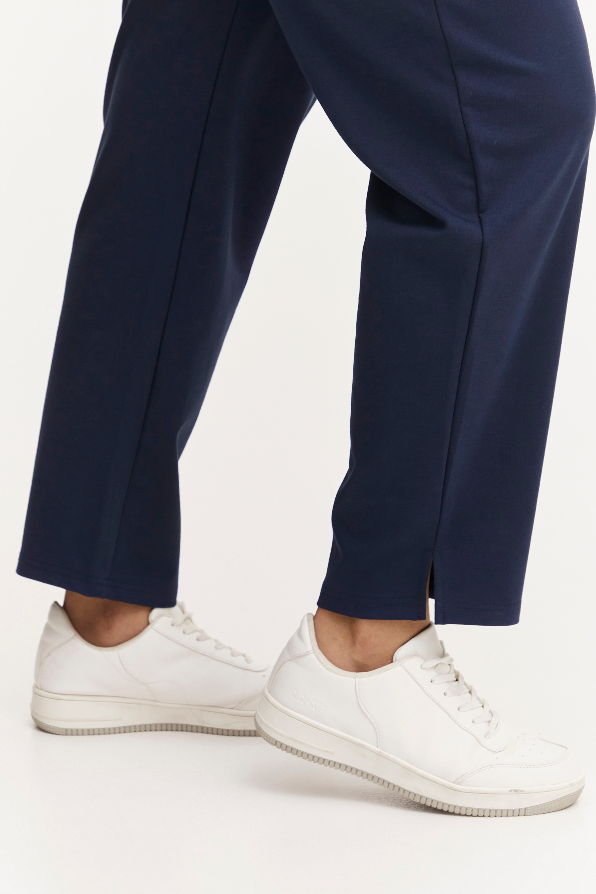 FPSTRETCH Trousers LOOKBOOK DETAIL 20611057-193923