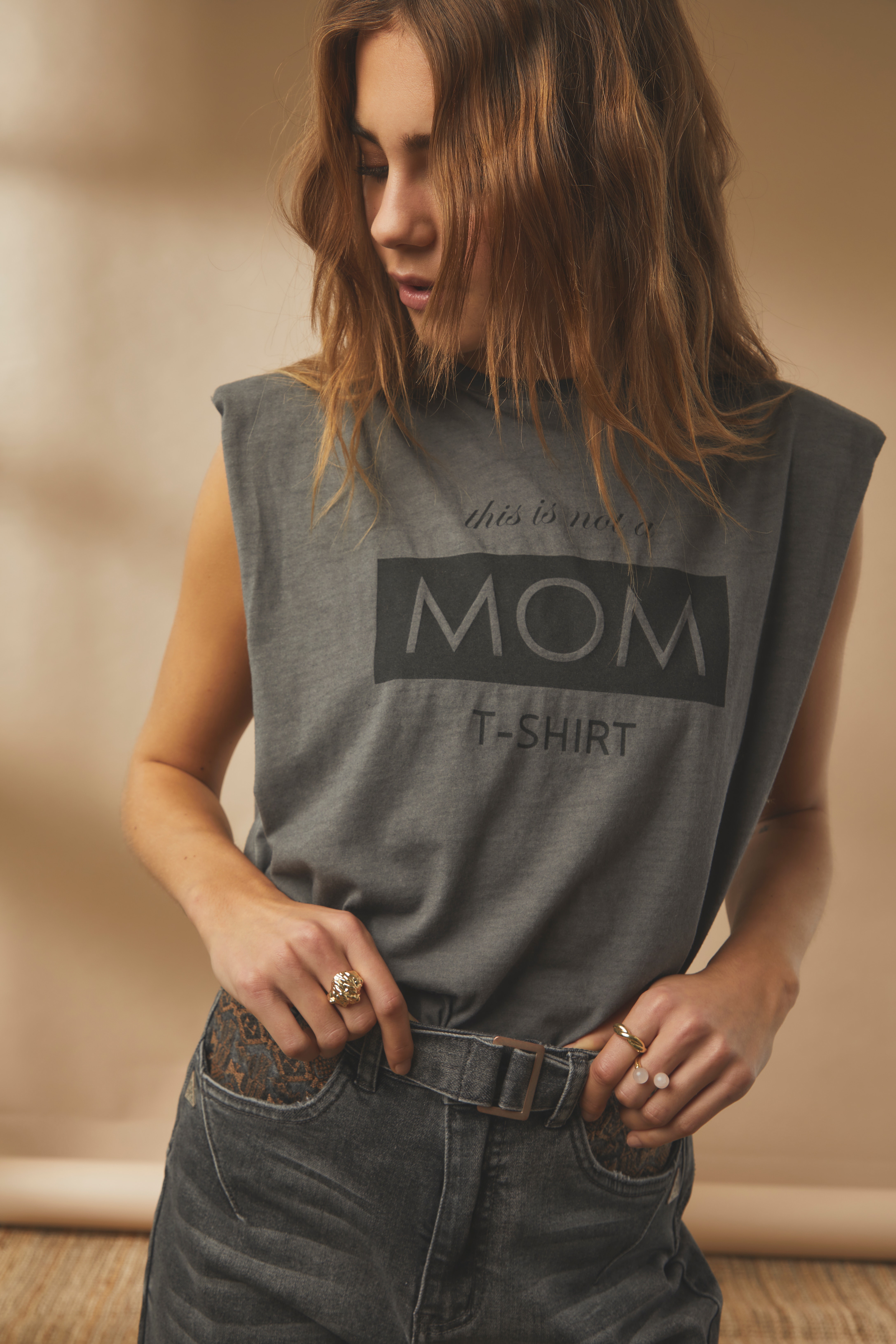 T-shirt LOCATION NONE 10608299-180403