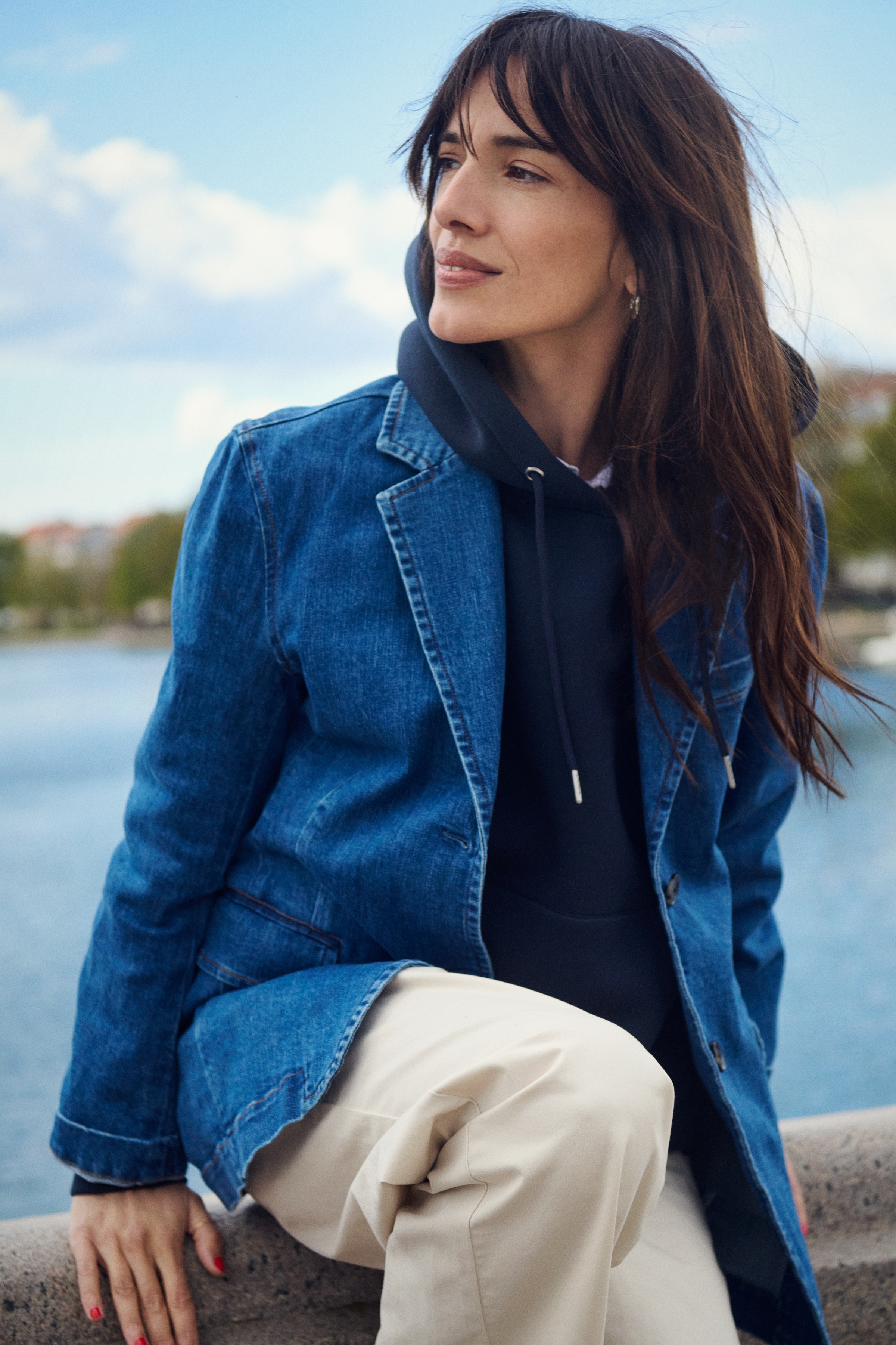 NoorPW Blazer LOCATION NONE 30309203-300145