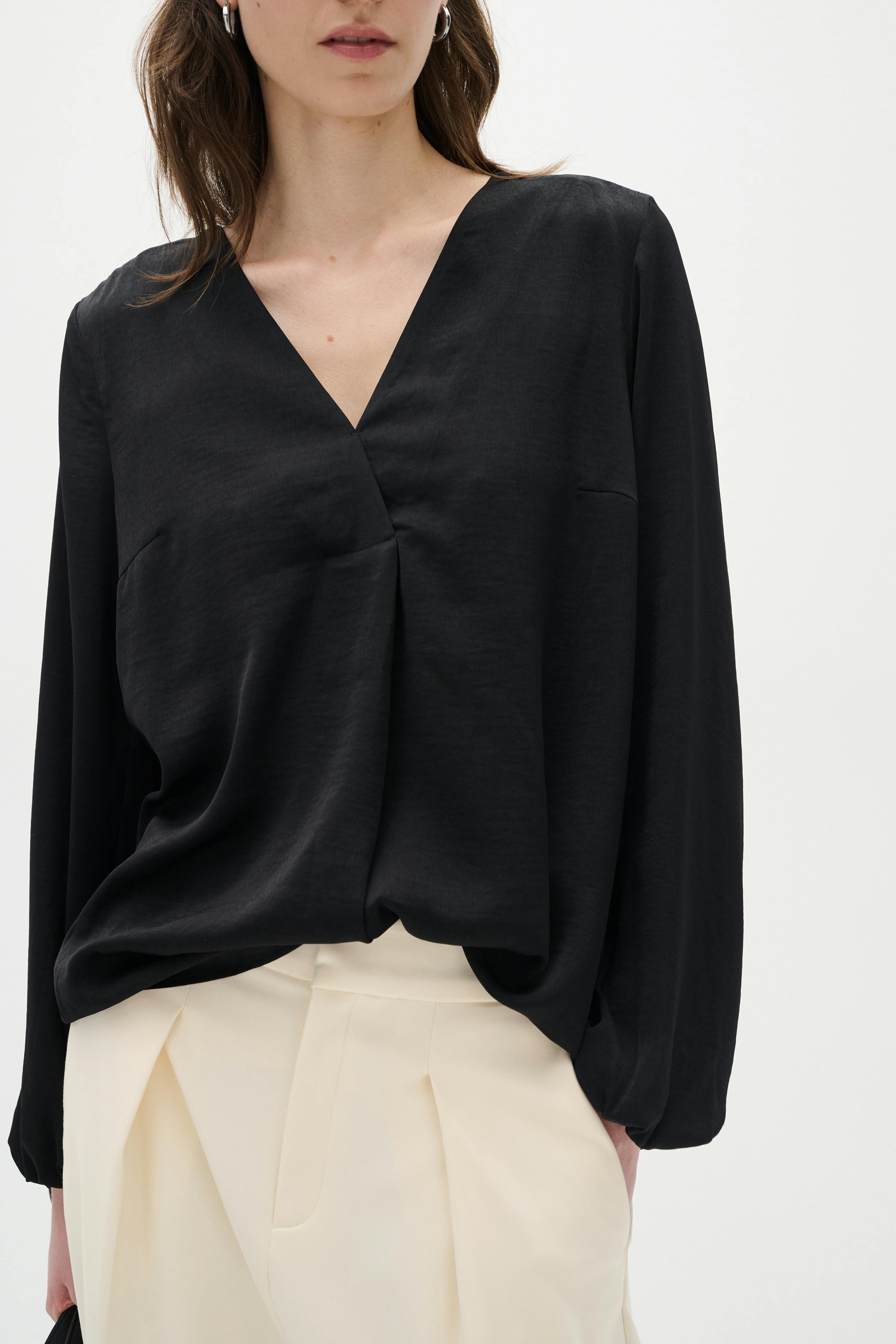 RindaIW Blouse LOOKBOOK DETAIL 30105766-194008