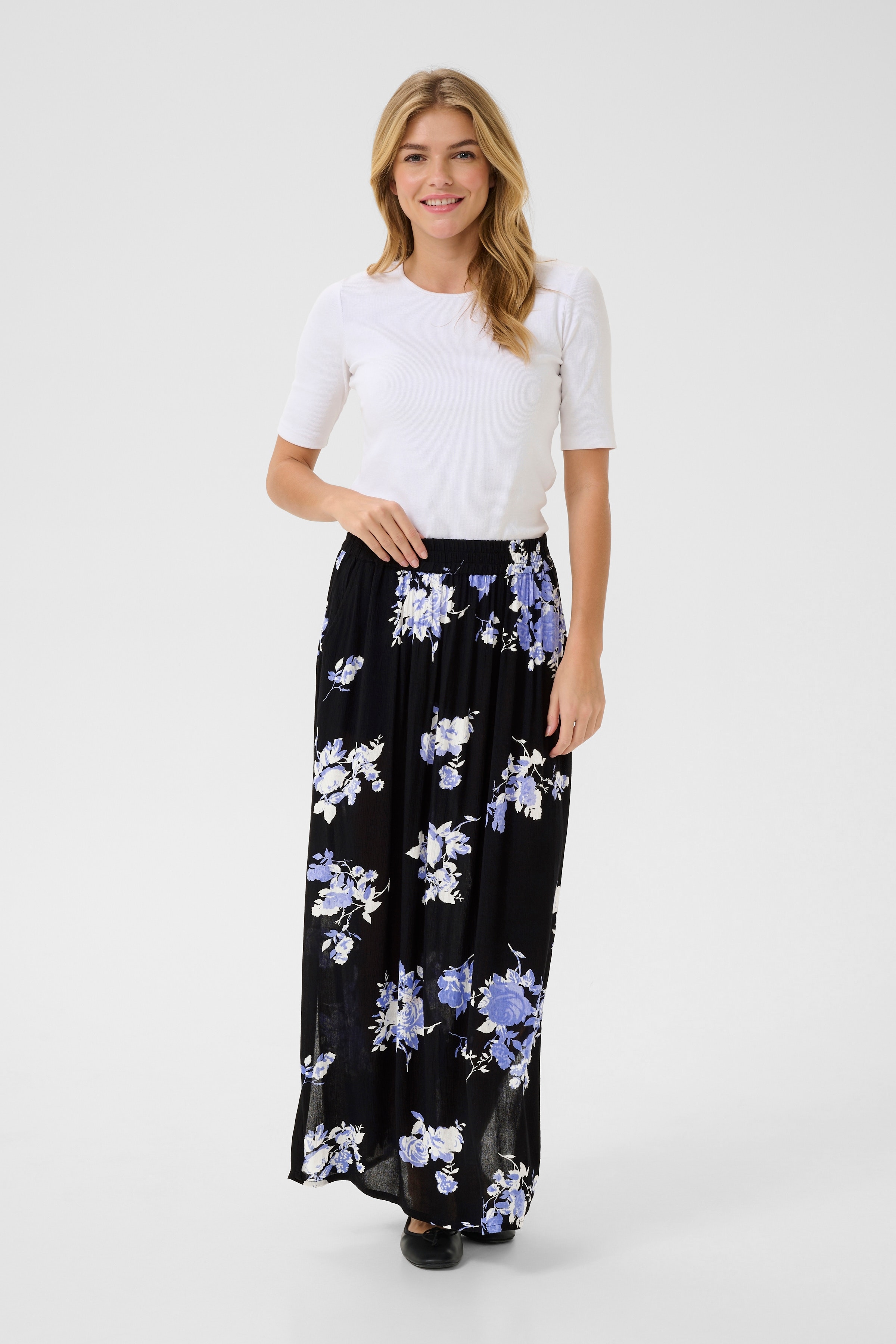 KAedita Skjørt LOOKBOOK FRONT 10509813-107339
