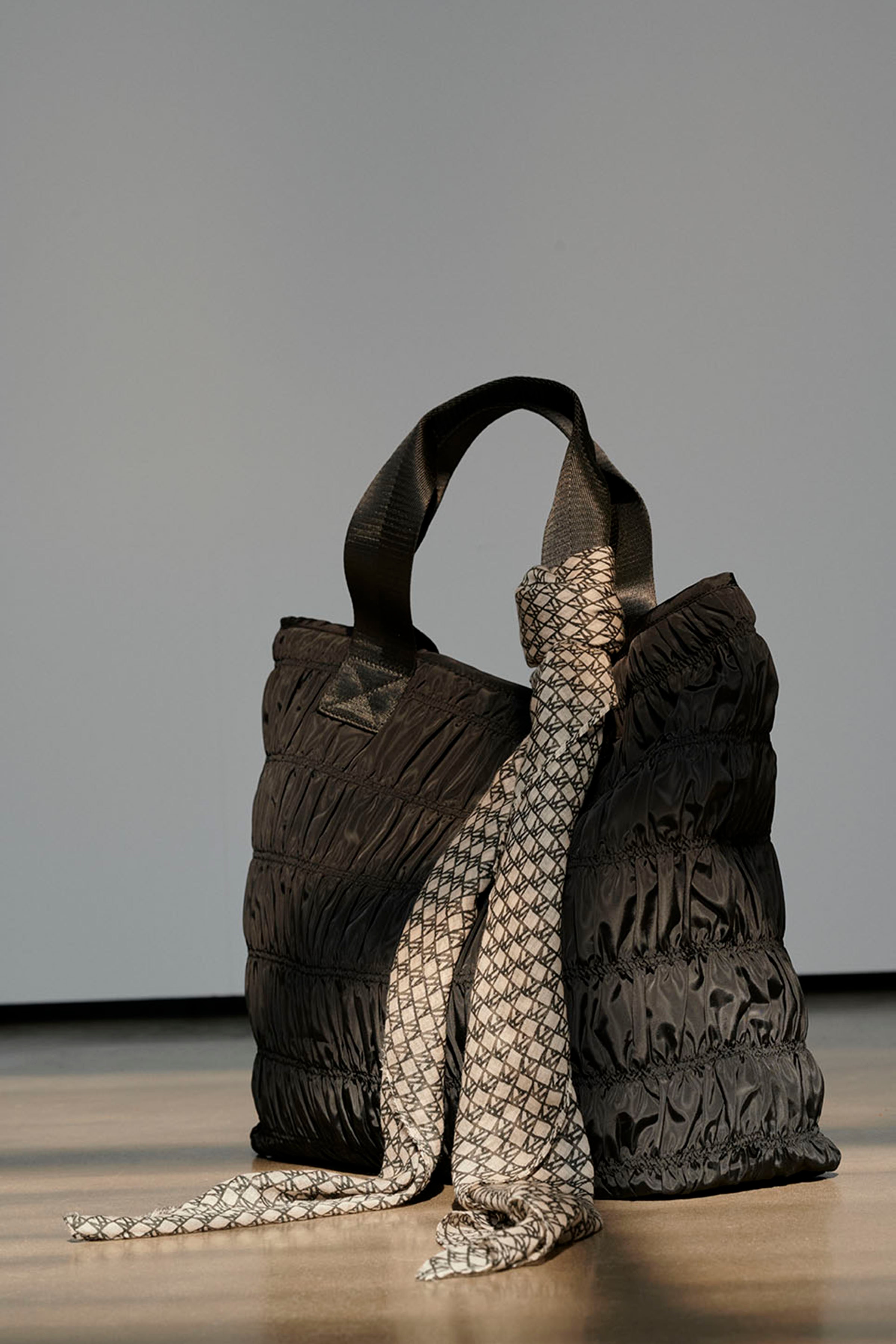 Väska LOCATION NONE 30106948-194008