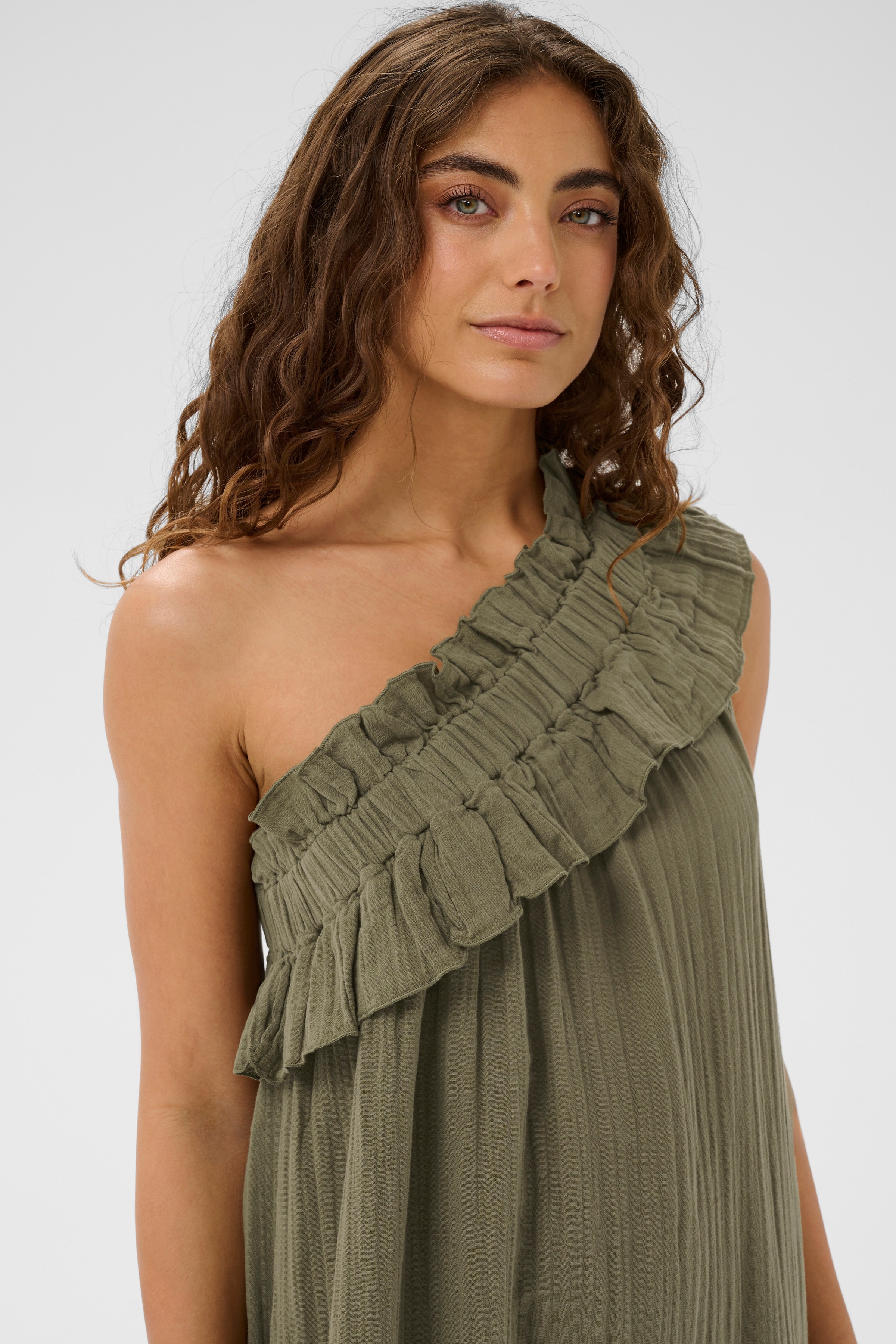 CUelina Dress LOOKBOOK FRONT 50110614-170517