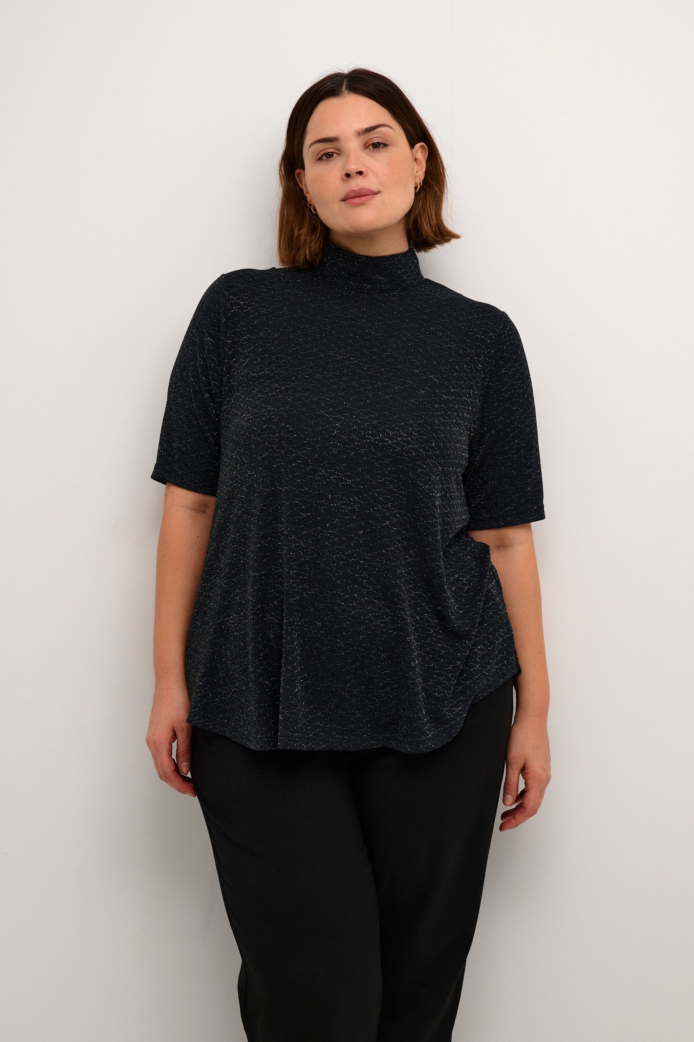 KCellia Bluse LOOKBOOK FRONT 10582703-106669