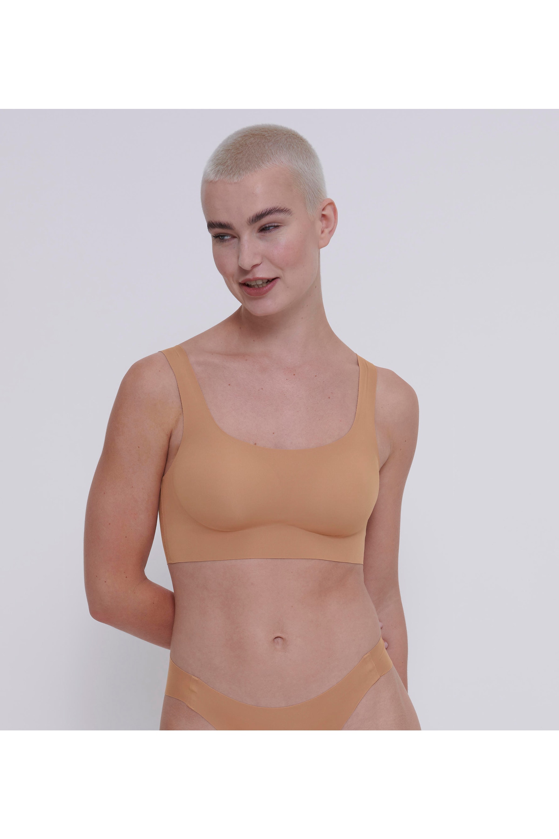 sloggiZERO-Feel Bra LOOKBOOK FRONT 40551603-400787