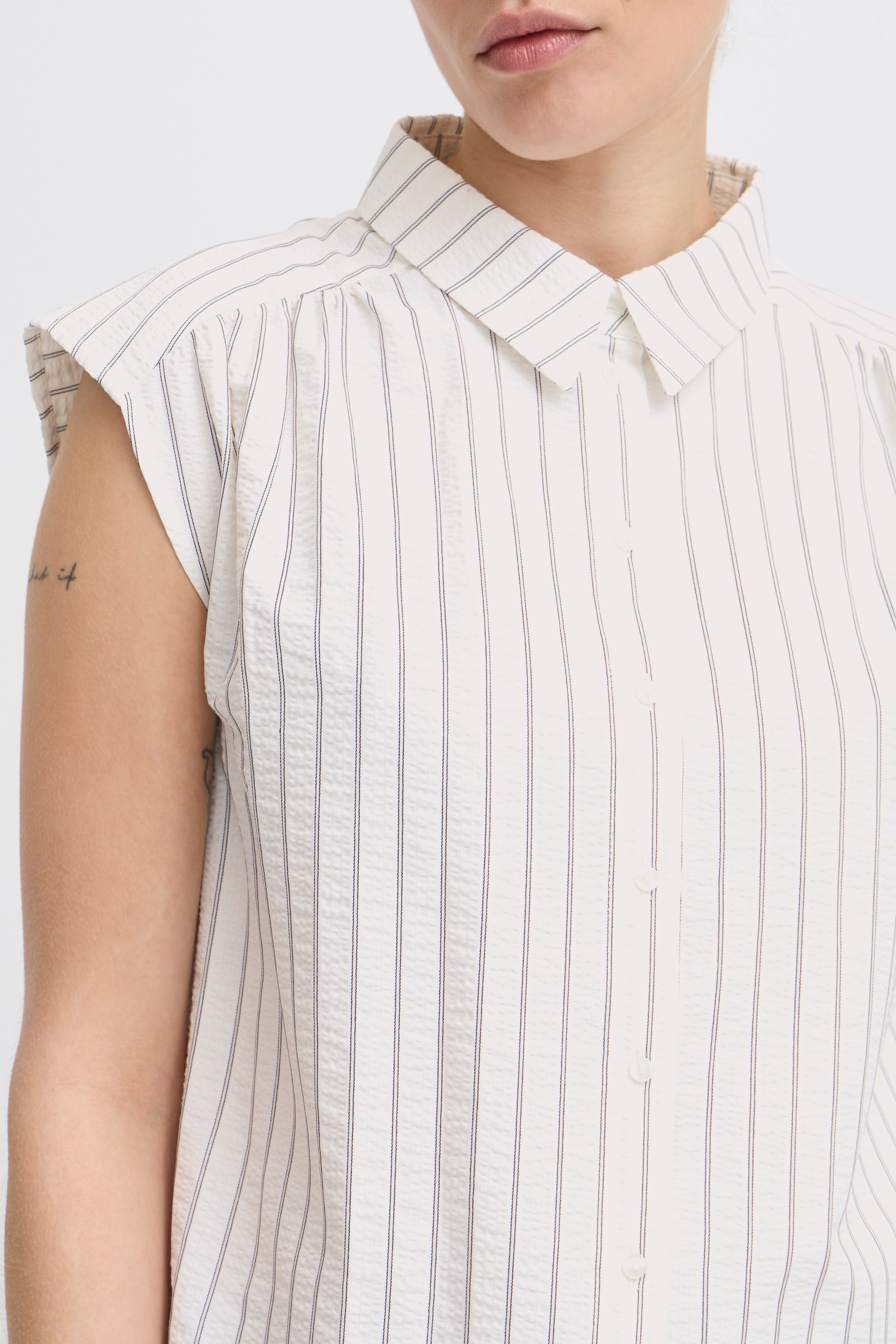 IHZAX Skjorte LOOKBOOK DETAIL 20123233-114201