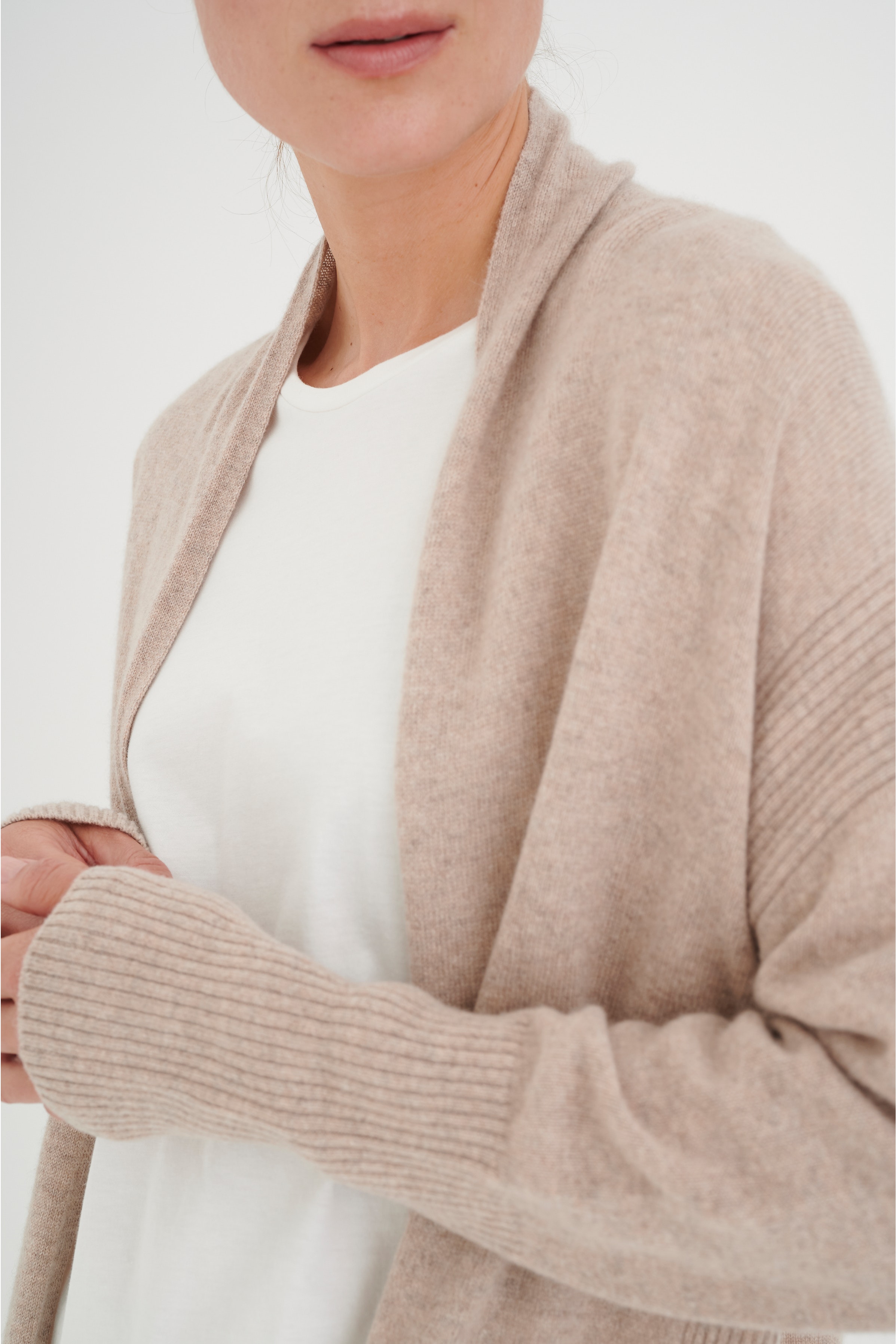 Stickad cardigan LOOKBOOK DETAIL 30106694-300868