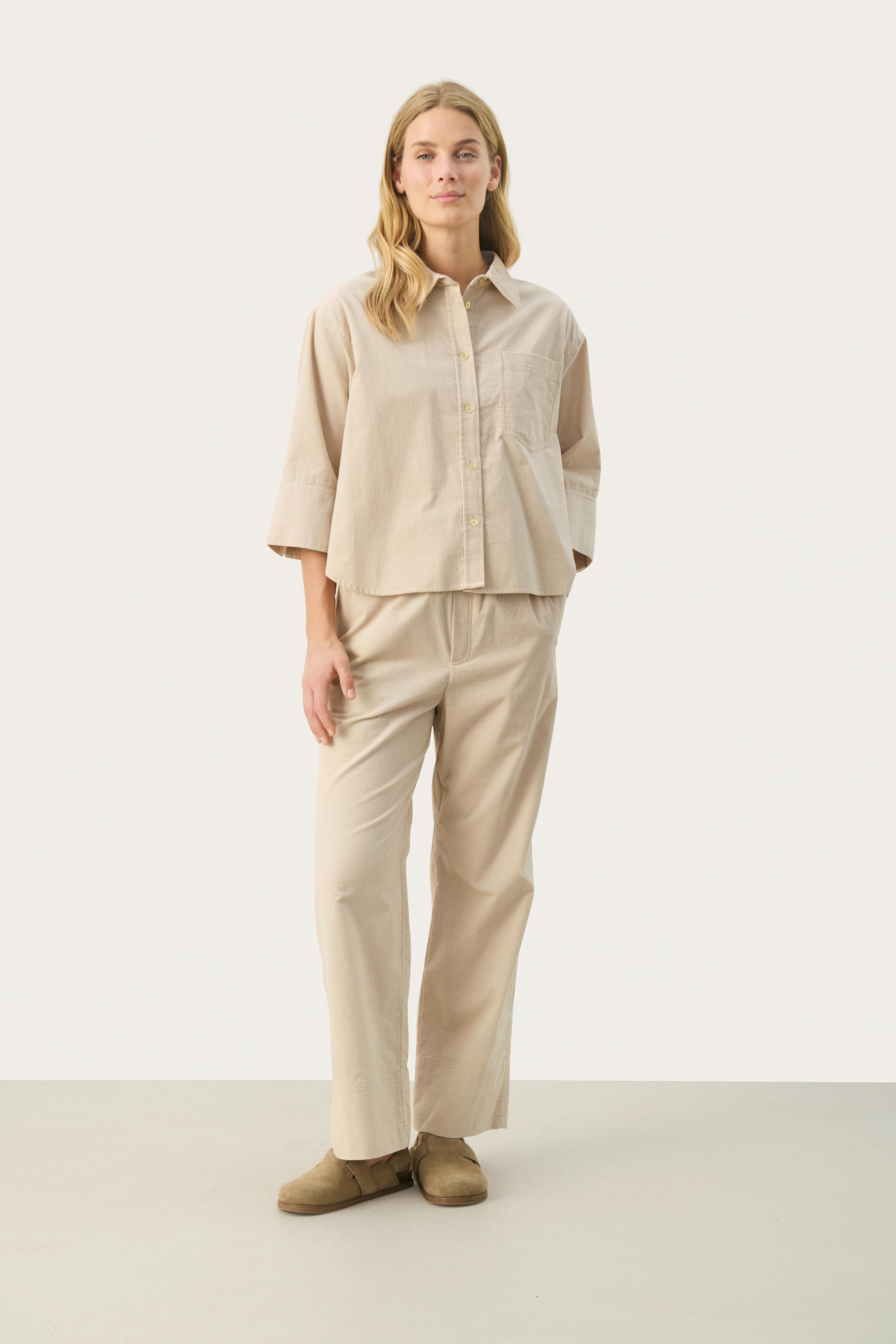 JoniaPW Trousers LOOKBOOK BACK 30308786-130400