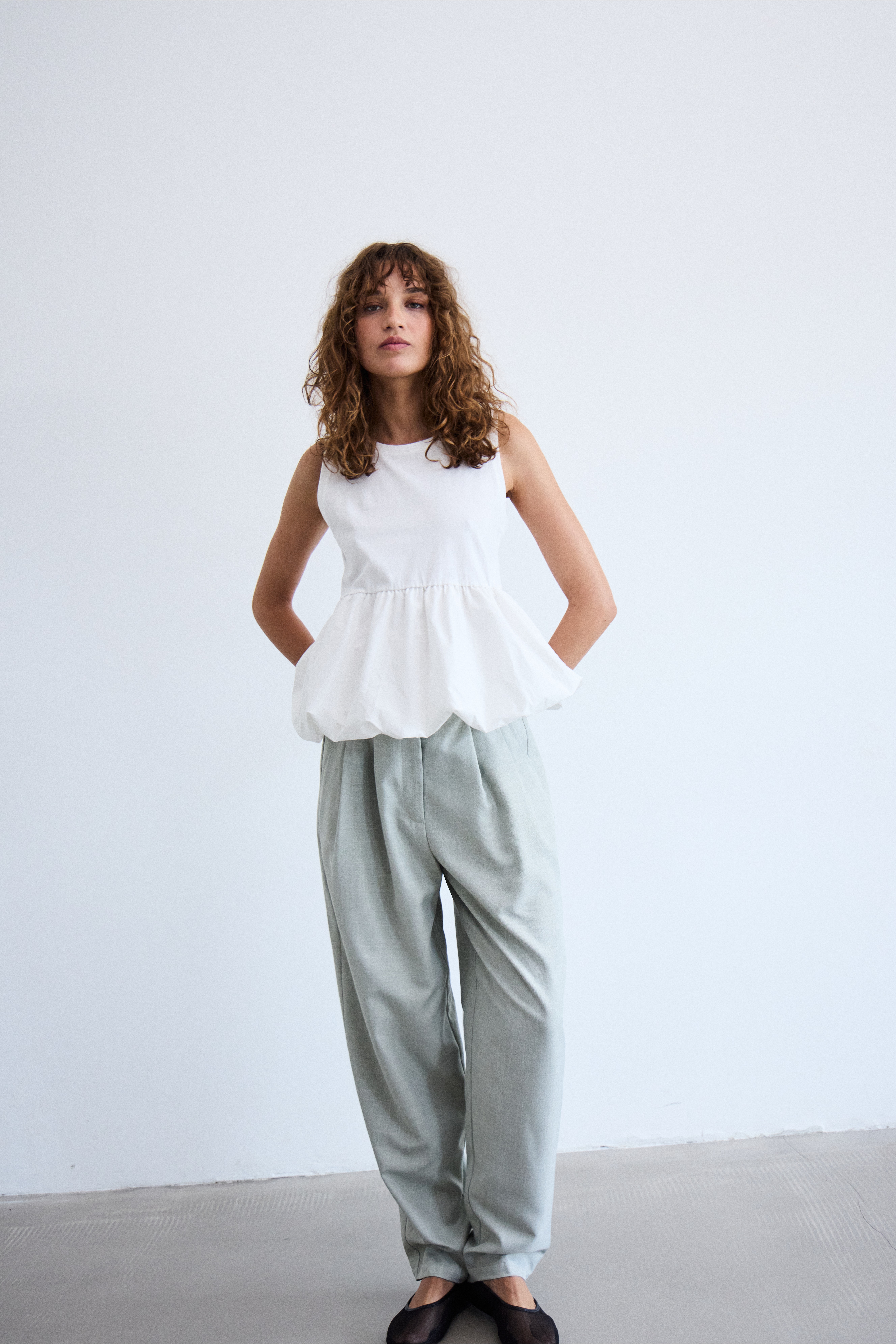 IHLEEVANA Pants Casual LOCATION NONE 20122790-1602071