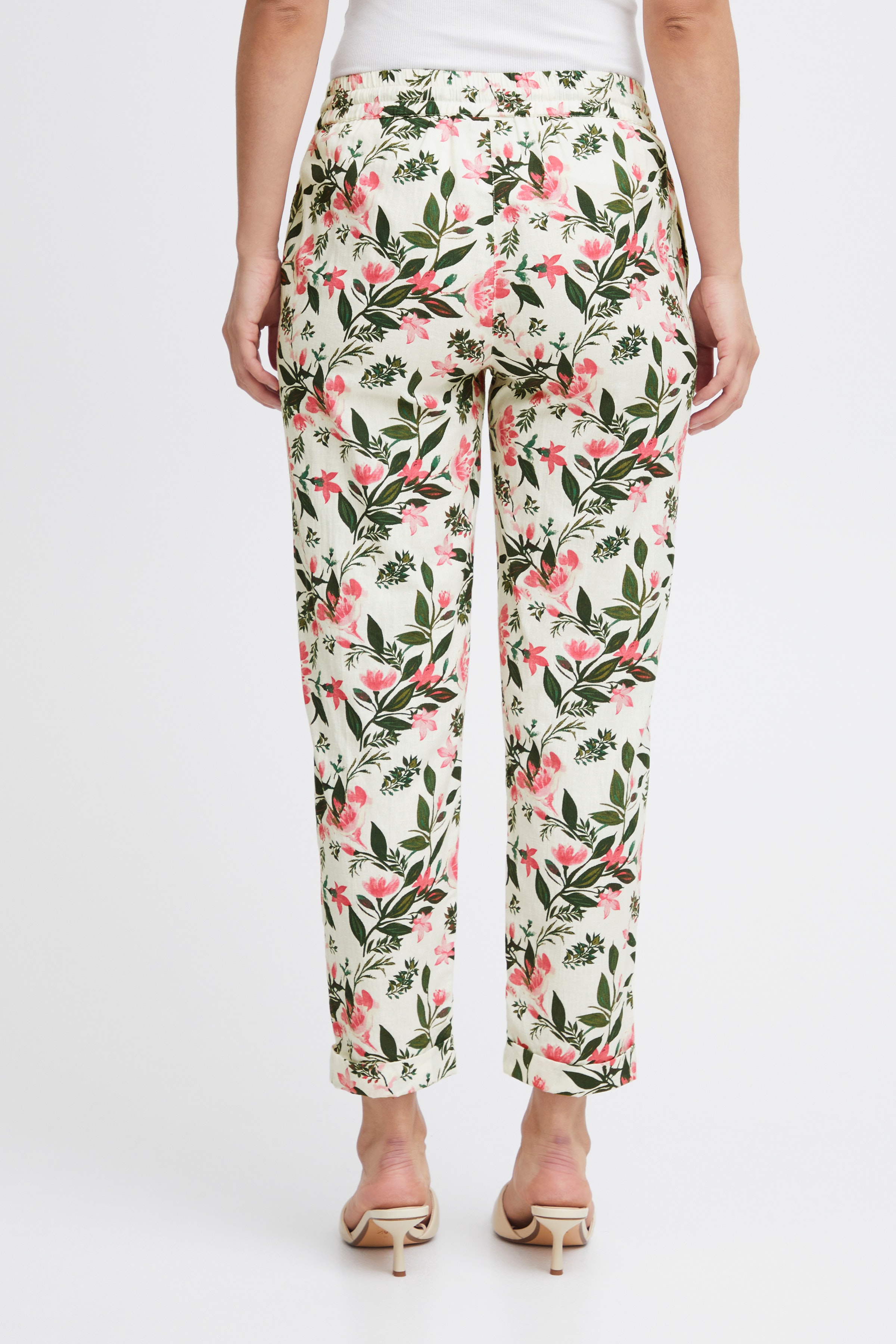 FRMADDIE Trousers LOOKBOOK BACK 20612011-203224