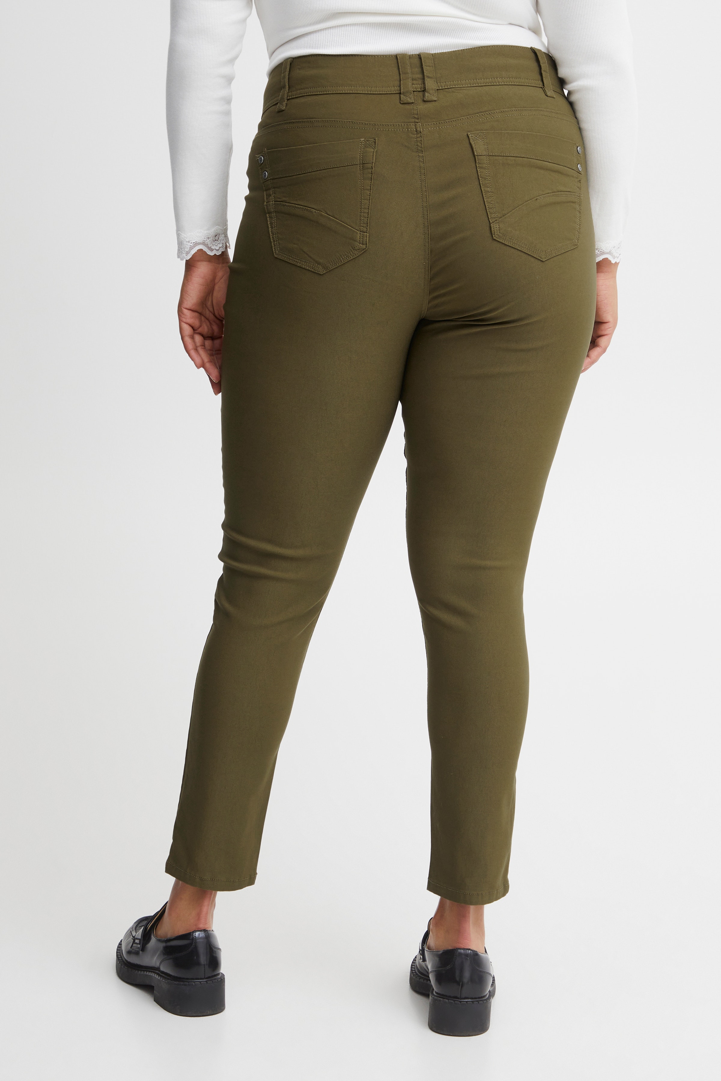 FPZALIN Hose LOOKBOOK BACK 20611112-190622