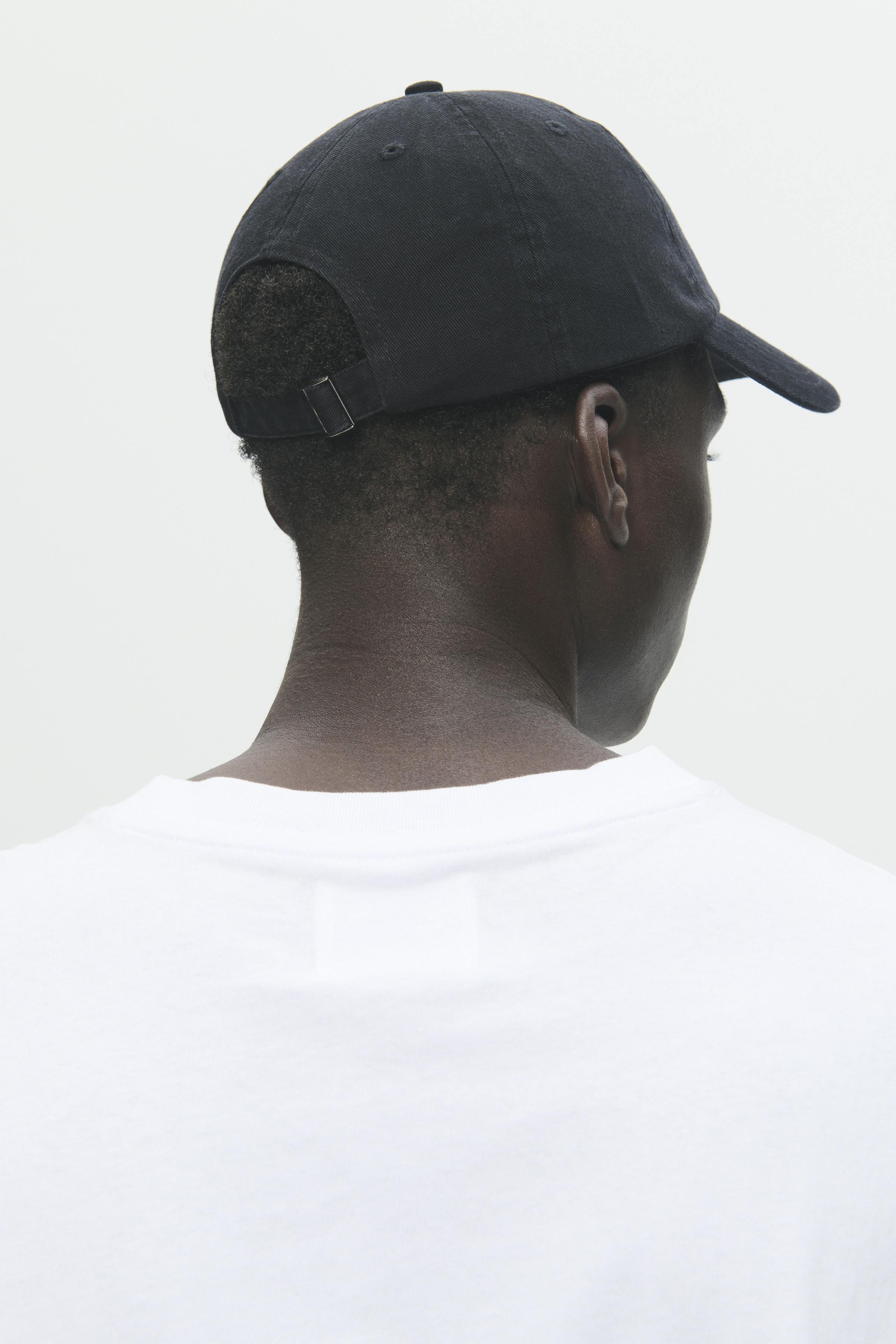 WWEli Cap LOOKBOOK BACK 30250259-W9999