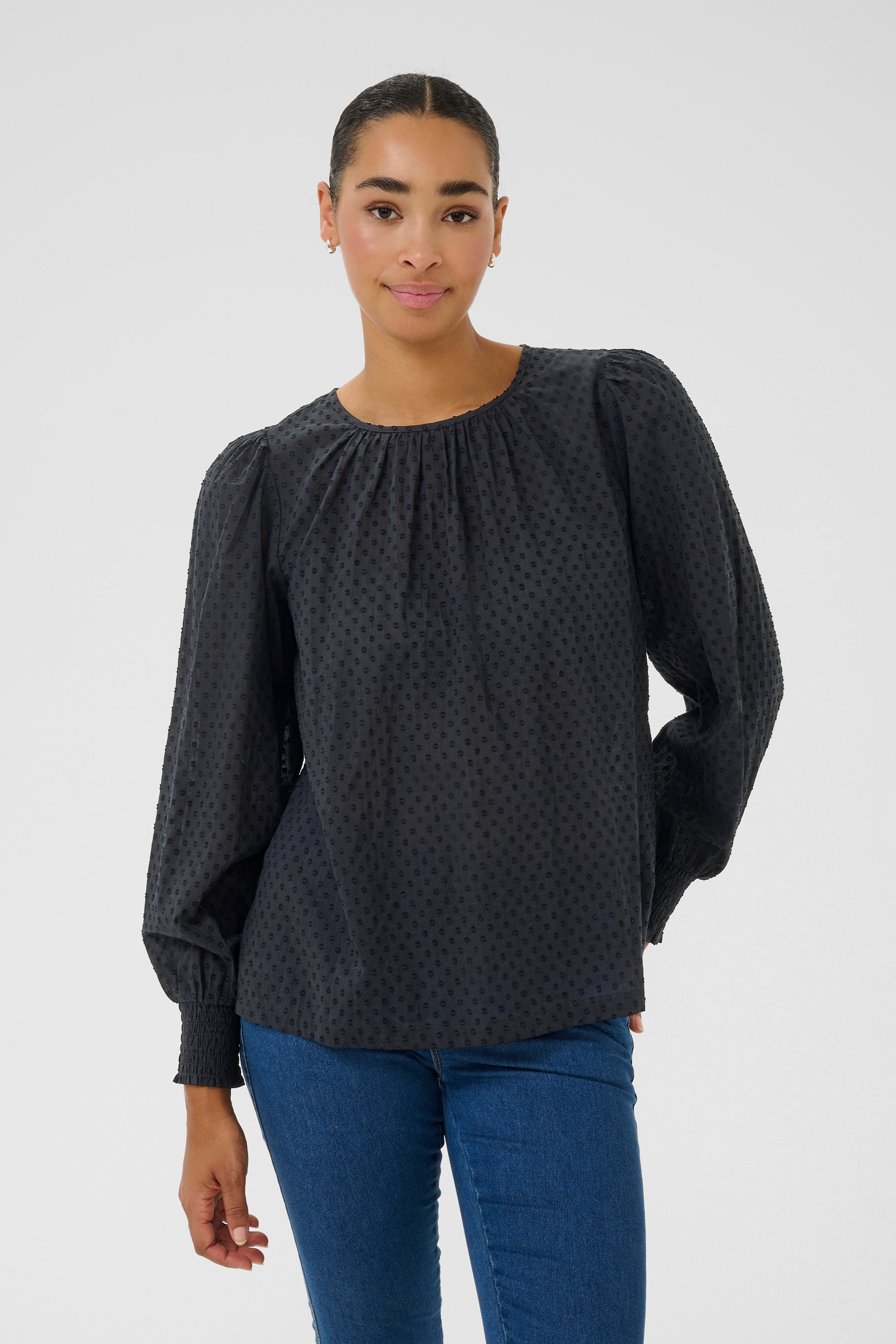 KAmathilde Bluse LOOKBOOK FRONT 10509506-100121