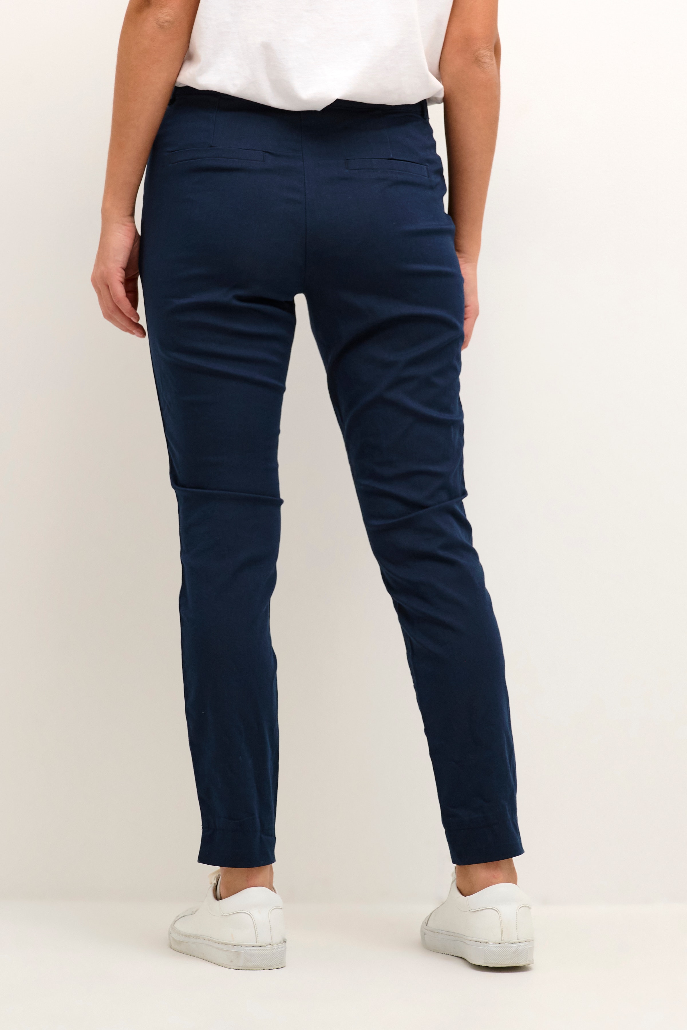 KAlea Bukser LOOKBOOK BACK 10506839-194020