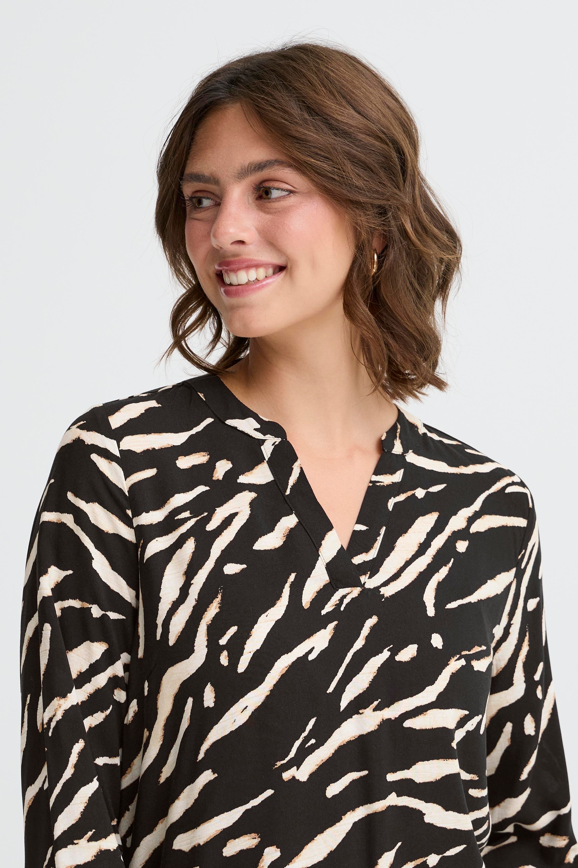 FRFLOWY Bluse LOOKBOOK DETAIL 20614106-205126