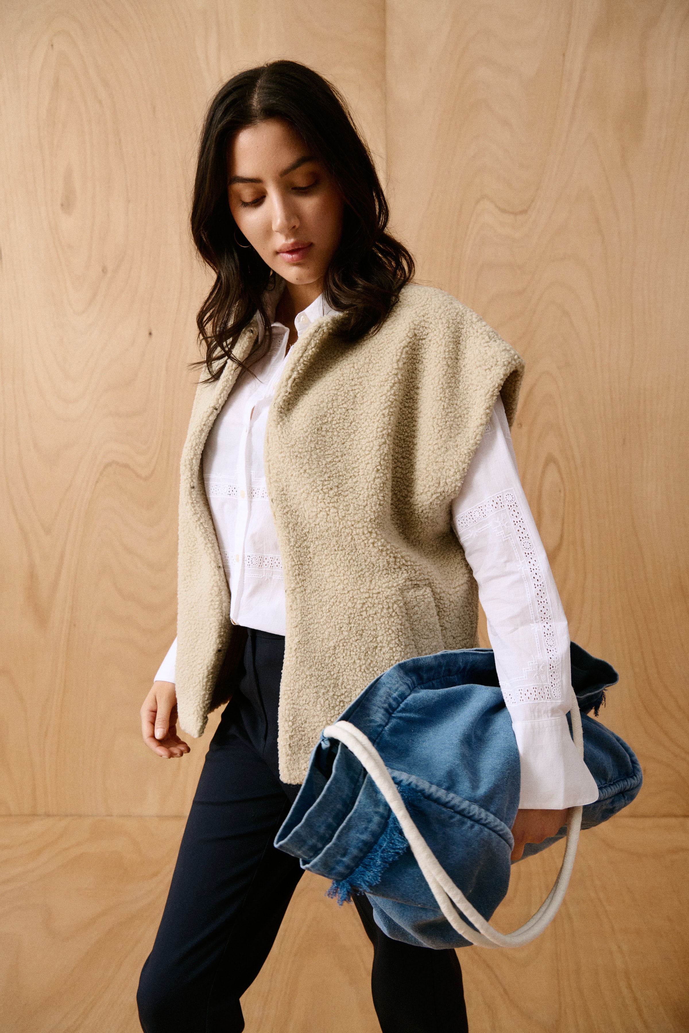 OdalisSZ Waistcoat LOCATION NONE 30514719-130401