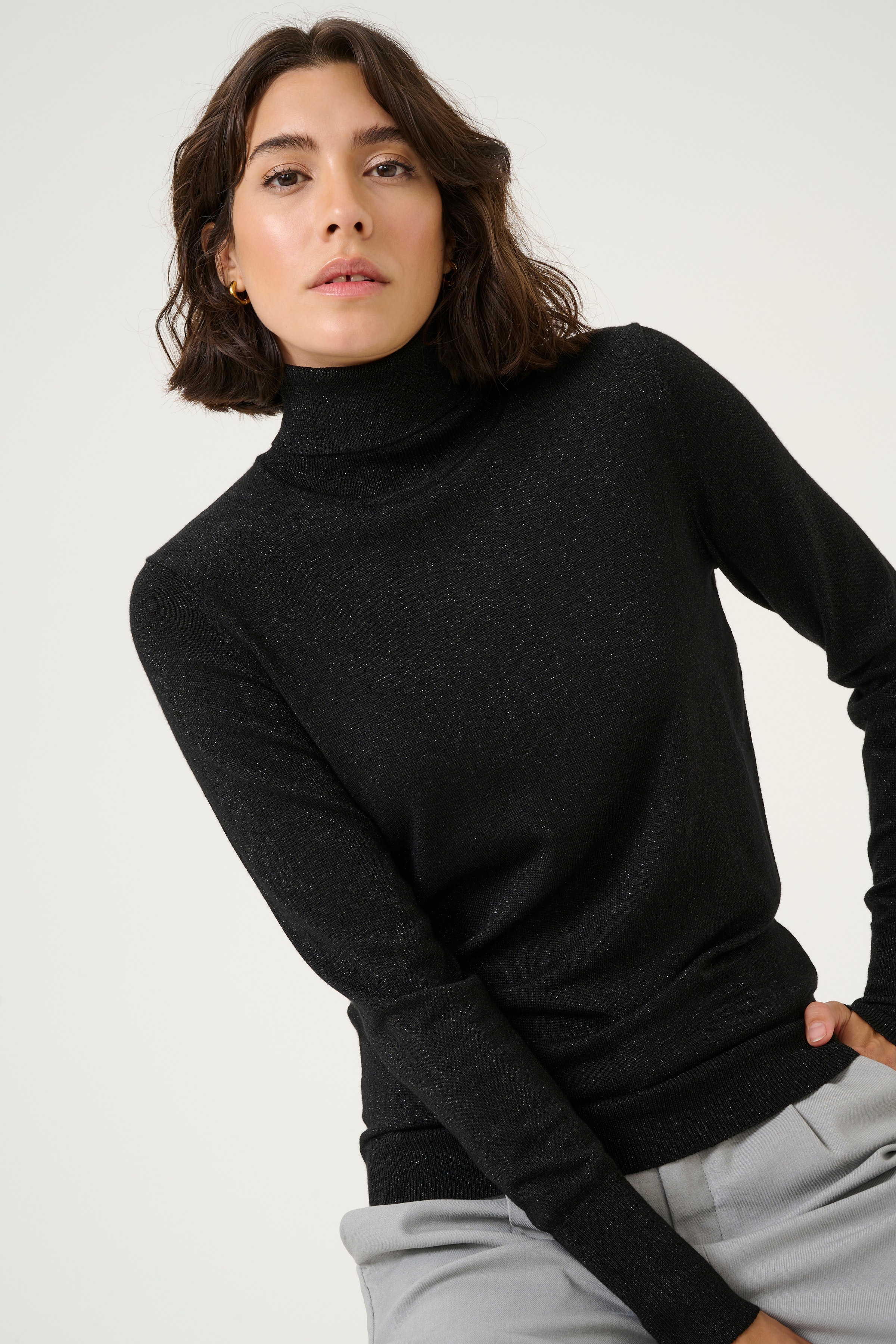 KAregina Pullover LOOKBOOK FRONT 10509736-100121