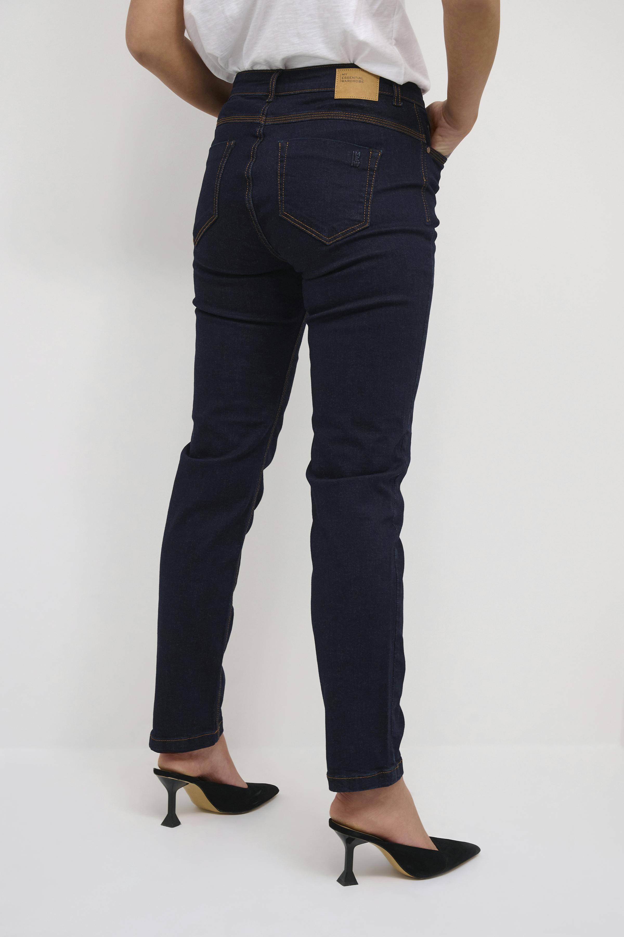 33 Jeans LOOKBOOK BACK 10703572-100067