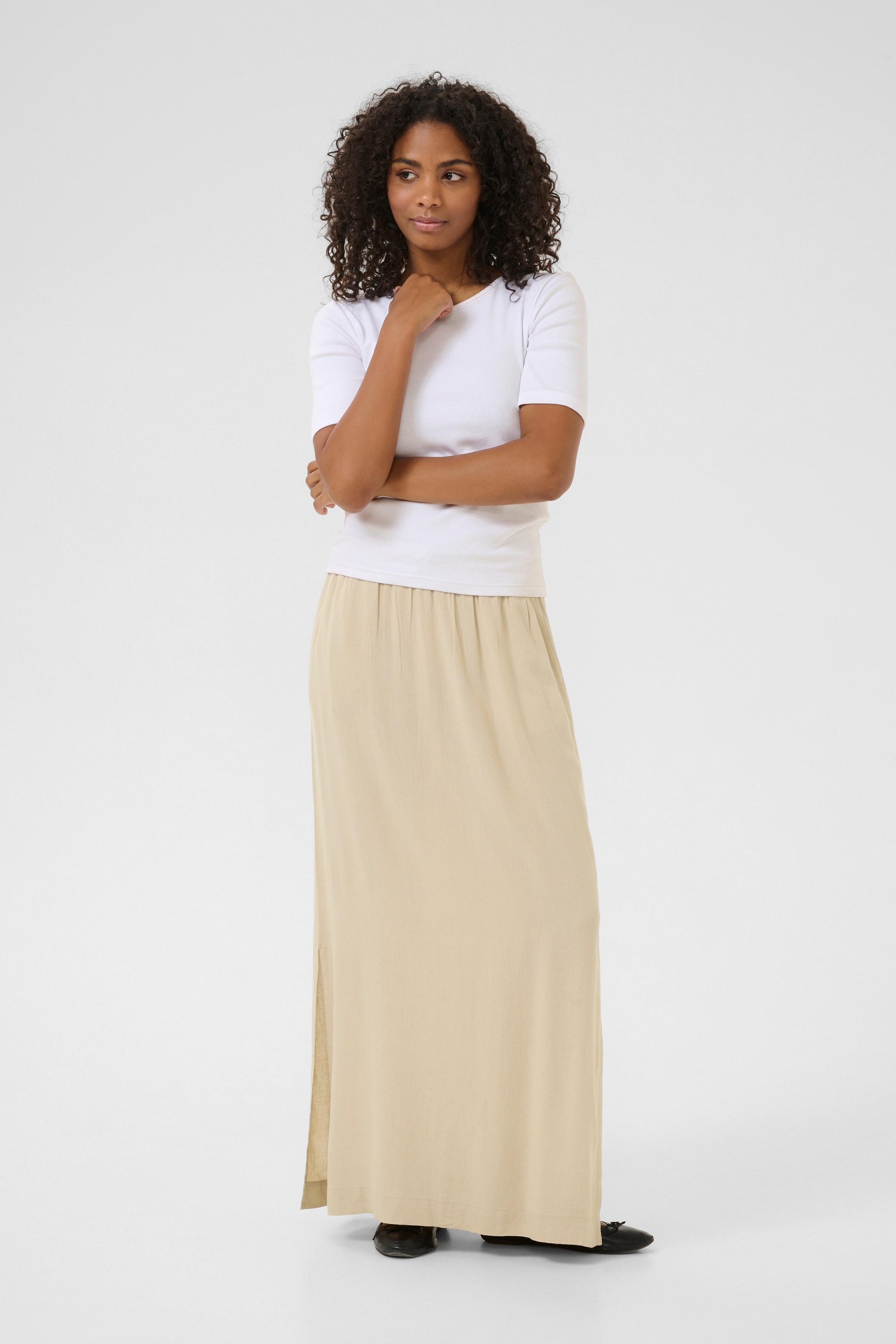 KAmilia Lin Skjørt LOOKBOOK FRONT 10509664-151305