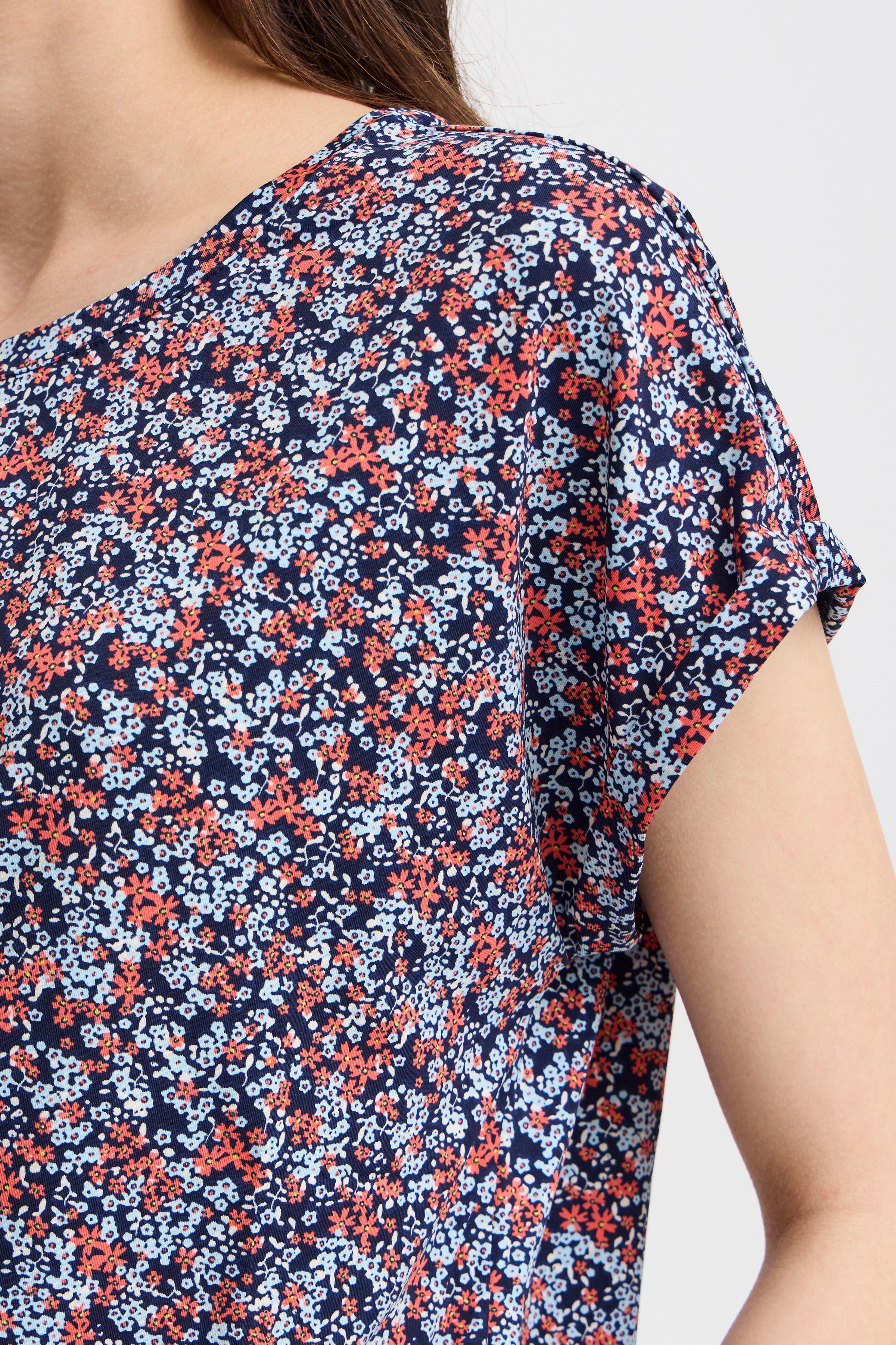 FRSEEN T-shirt LOOKBOOK DETAIL 20610634-203755