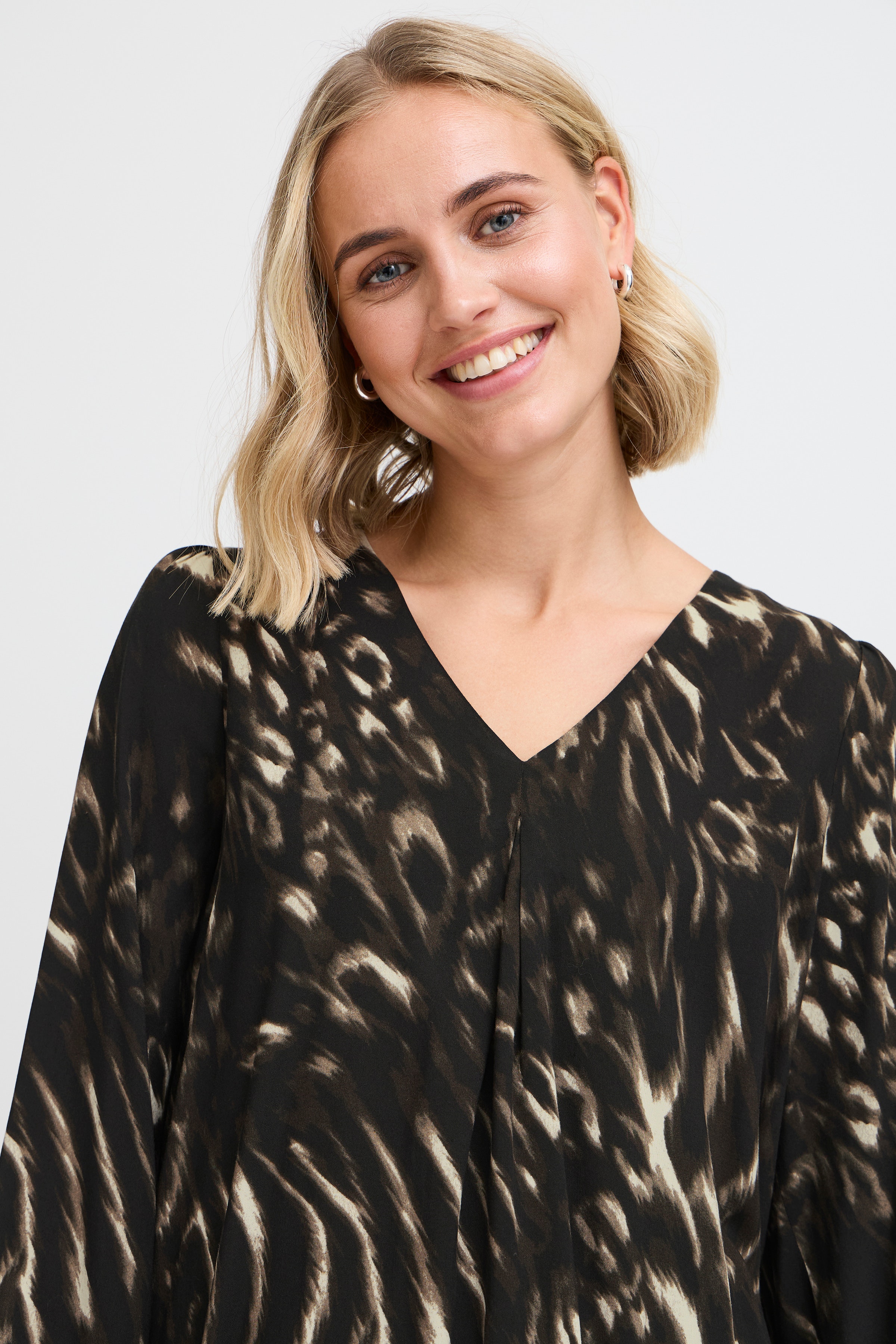 FRGLOWY Blouse LOOKBOOK DETAIL 20614867-203910