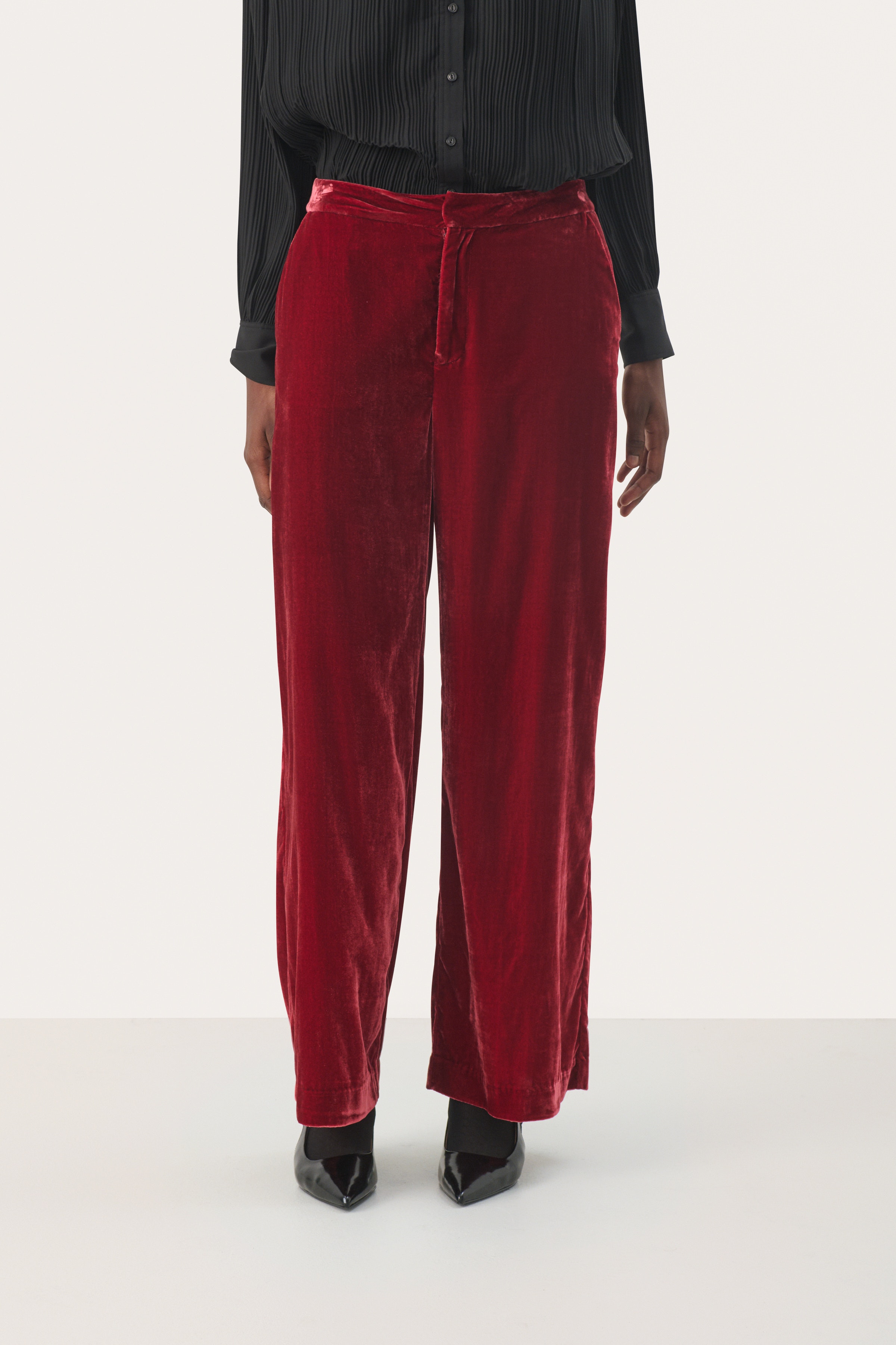 NinneaPW Byxor LOOKBOOK FRONT 30309039-191653