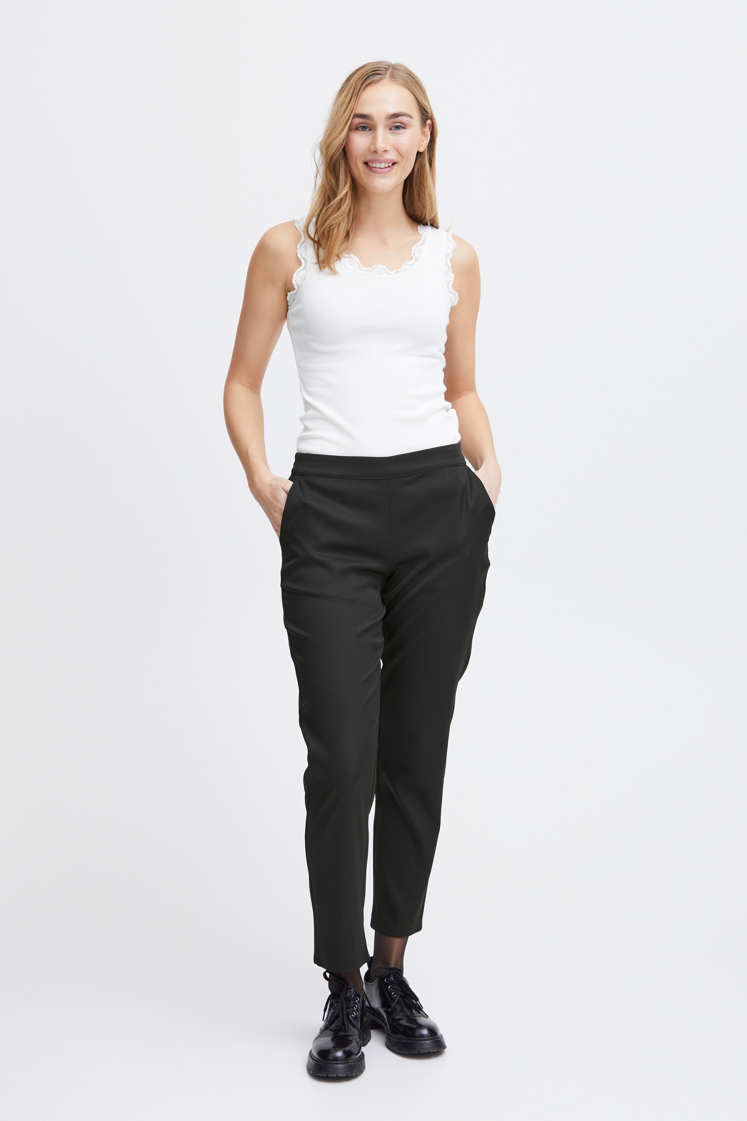 FRPAMILA Trousers LOOKBOOK FRONT 20613802-200113