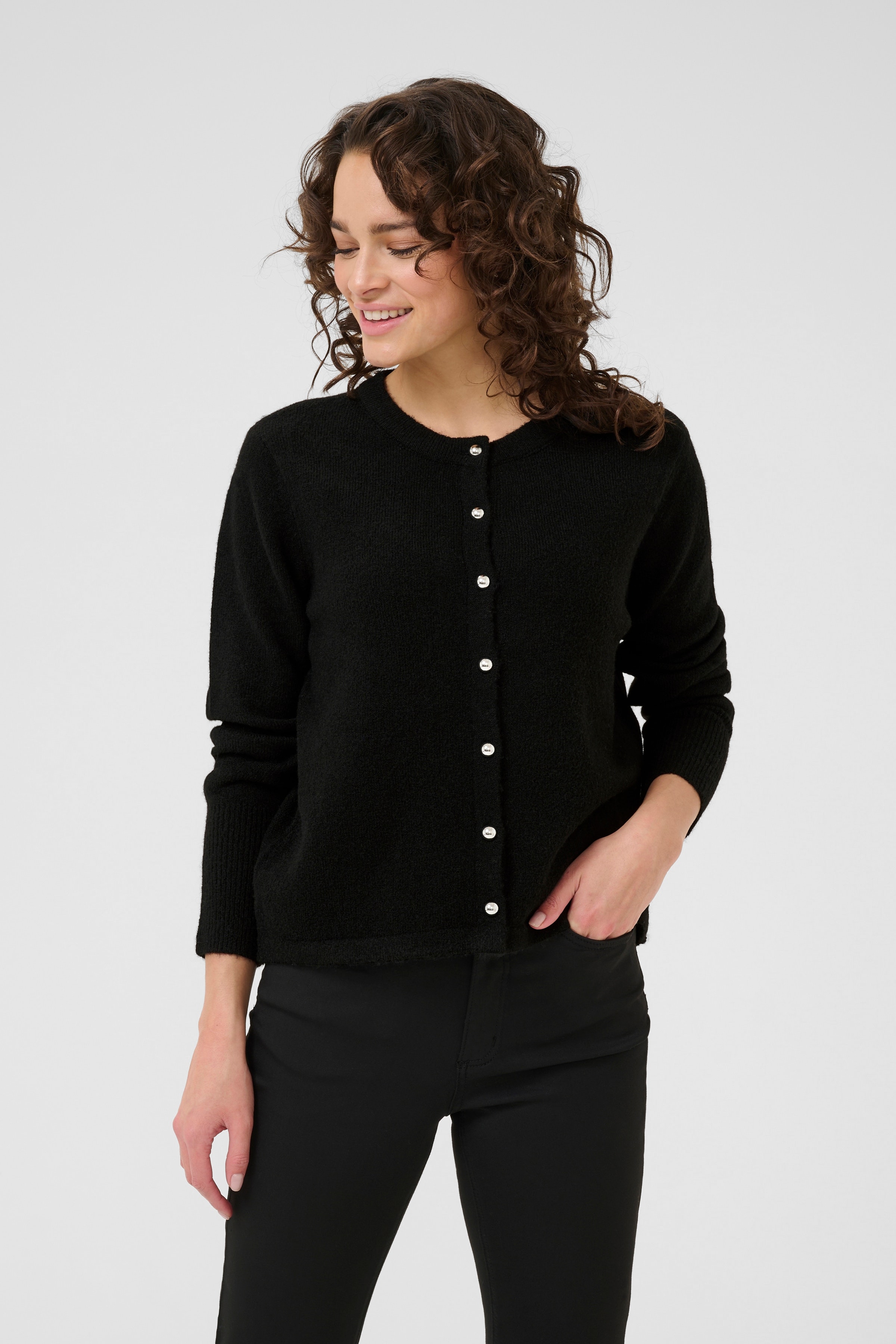 KAniel Cardigan LOOKBOOK FRONT 10510481-100121