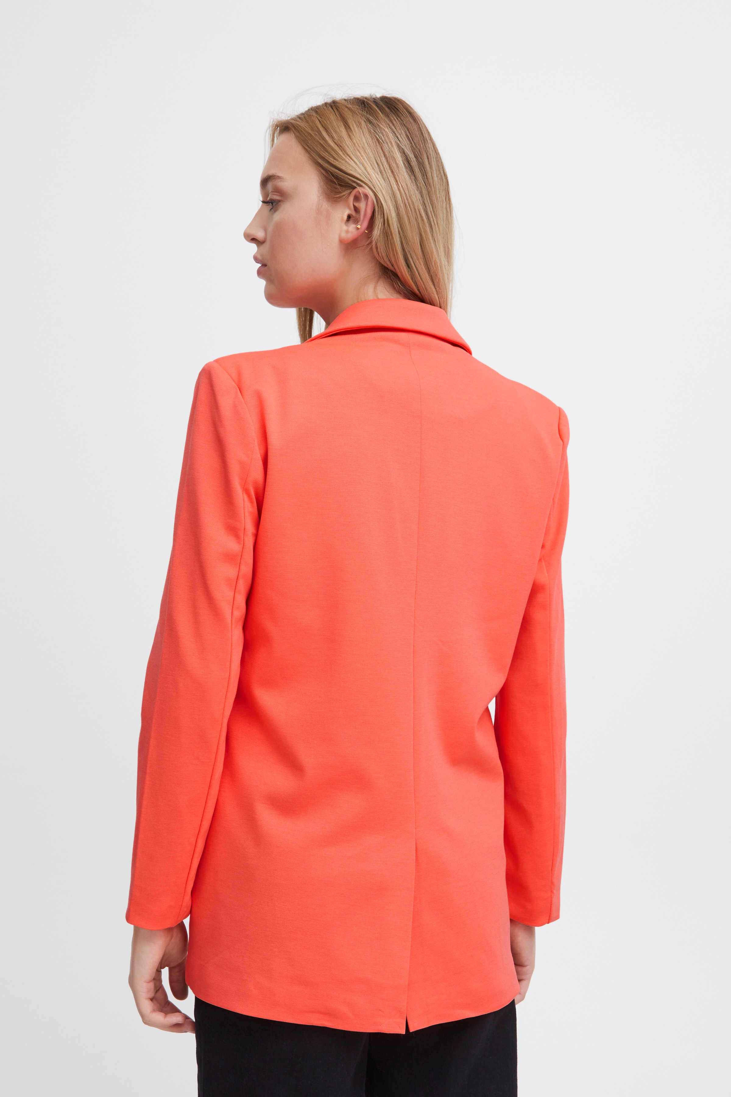 IHKATE OVERSIZE Blazer LOOKBOOK BACK 20118123-171656
