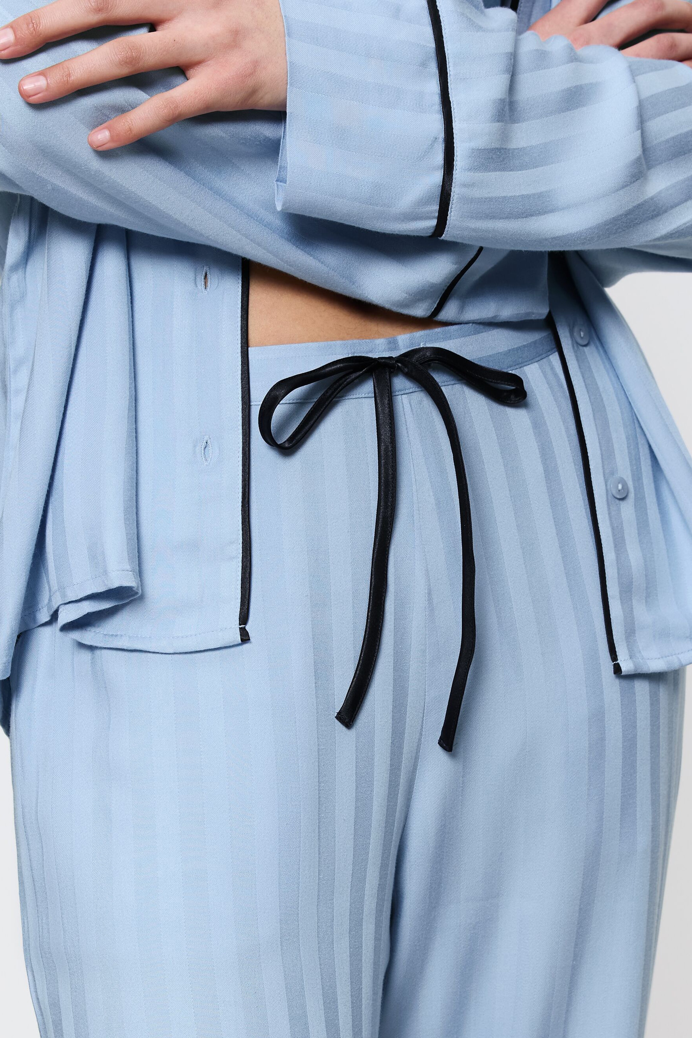 Amourette Pyjamas LOOKBOOK DETAIL 40500308-T00SA