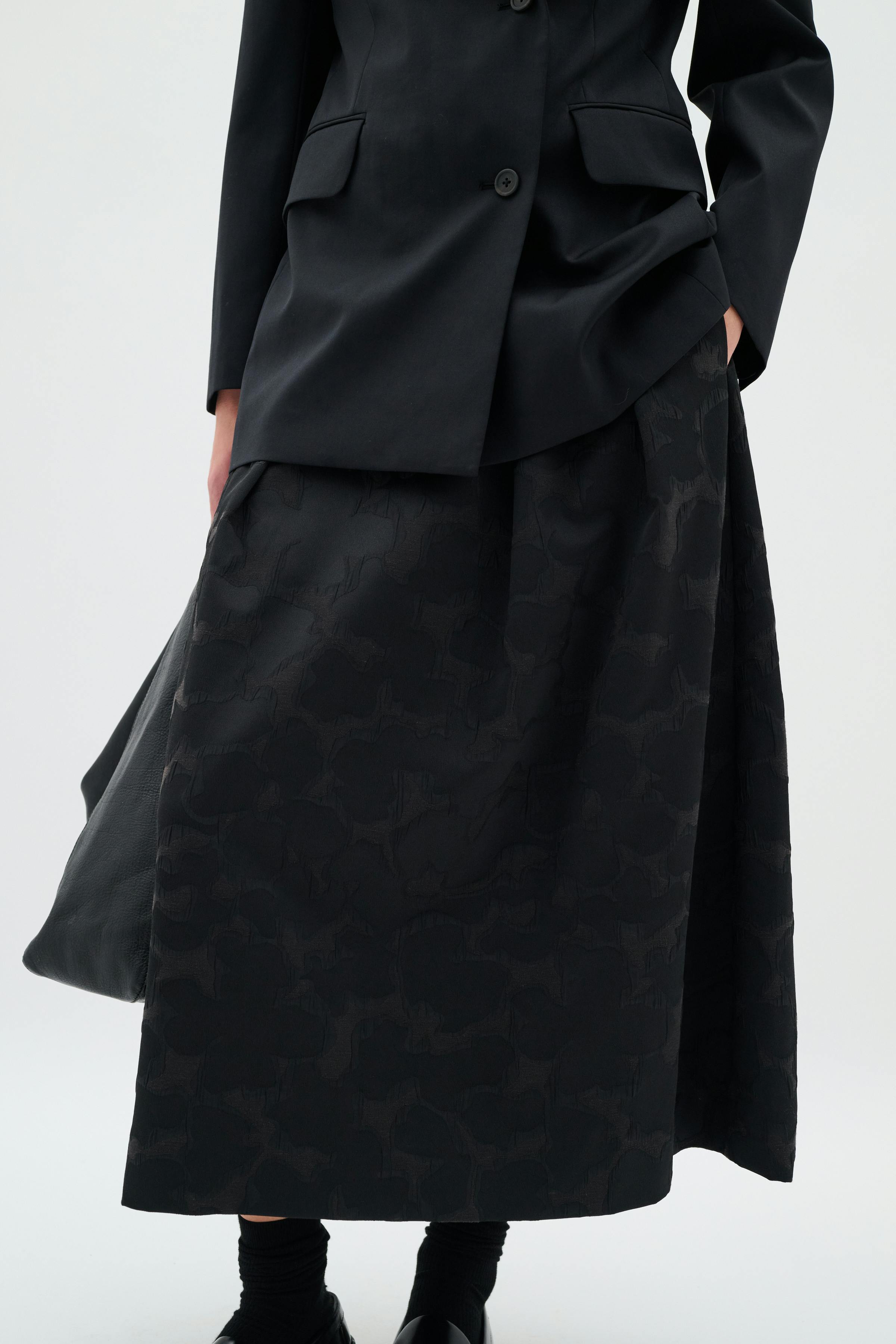 YanahIW Skirt LOOKBOOK DETAIL 30109832-194008