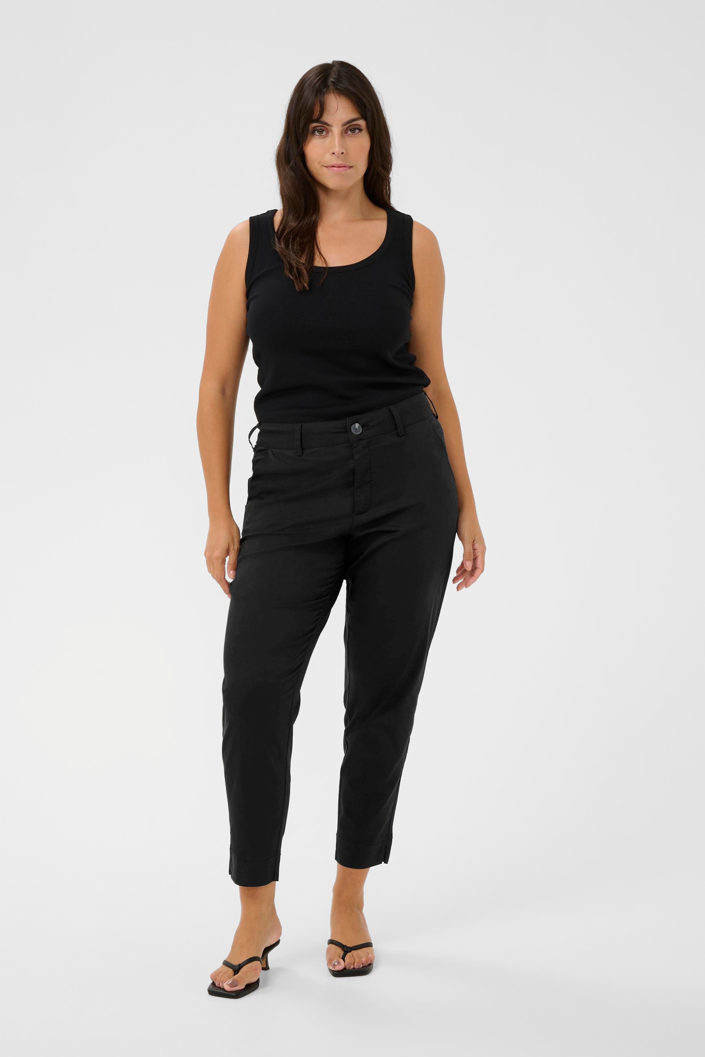KCleana Trousers LOOKBOOK FRONT 10581546-100121