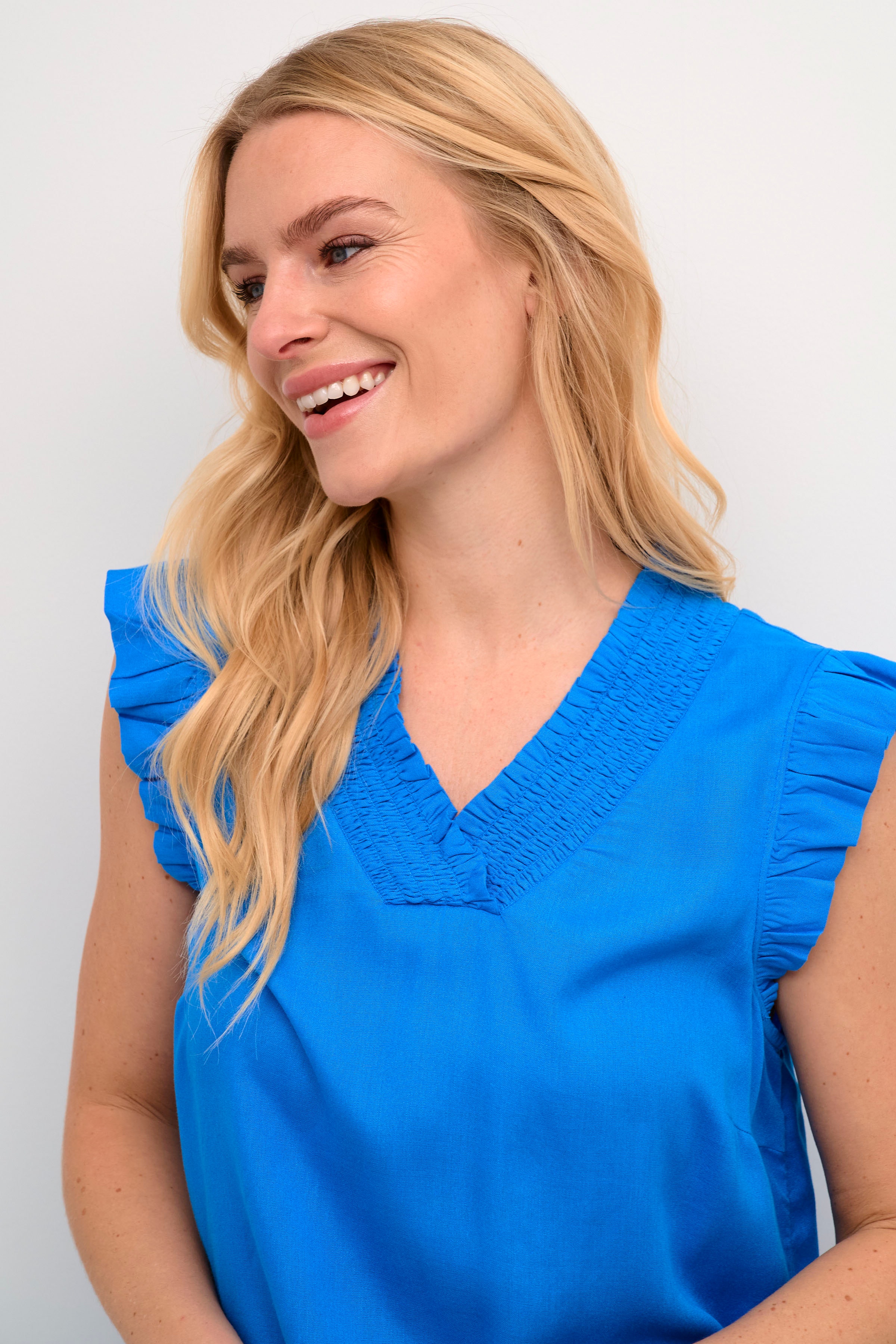 KAdahlia Bluse LOOKBOOK BACK 10508865-184140