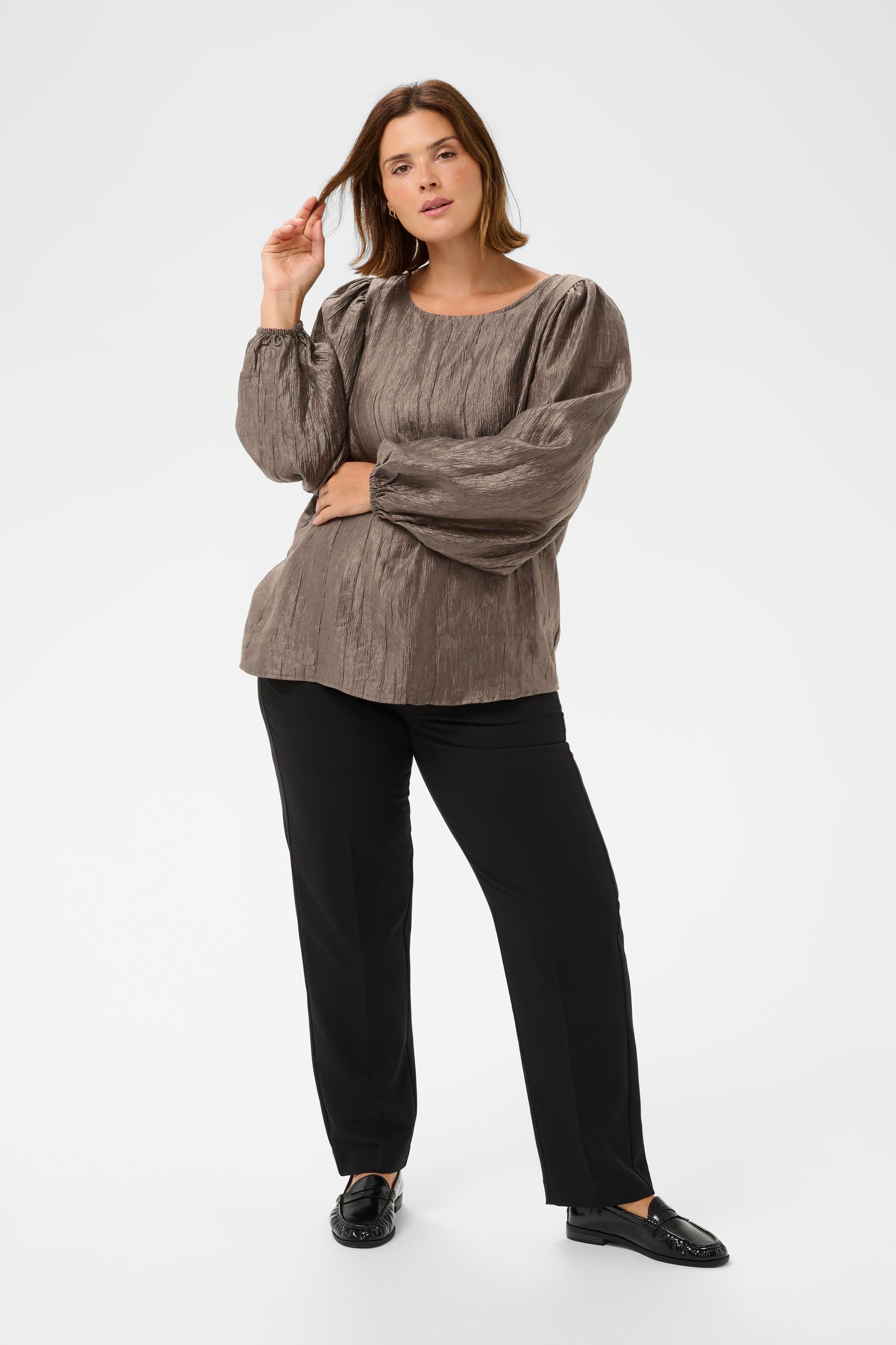 KCrizza Blouse LOOKBOOK FRONT 10583782-190808