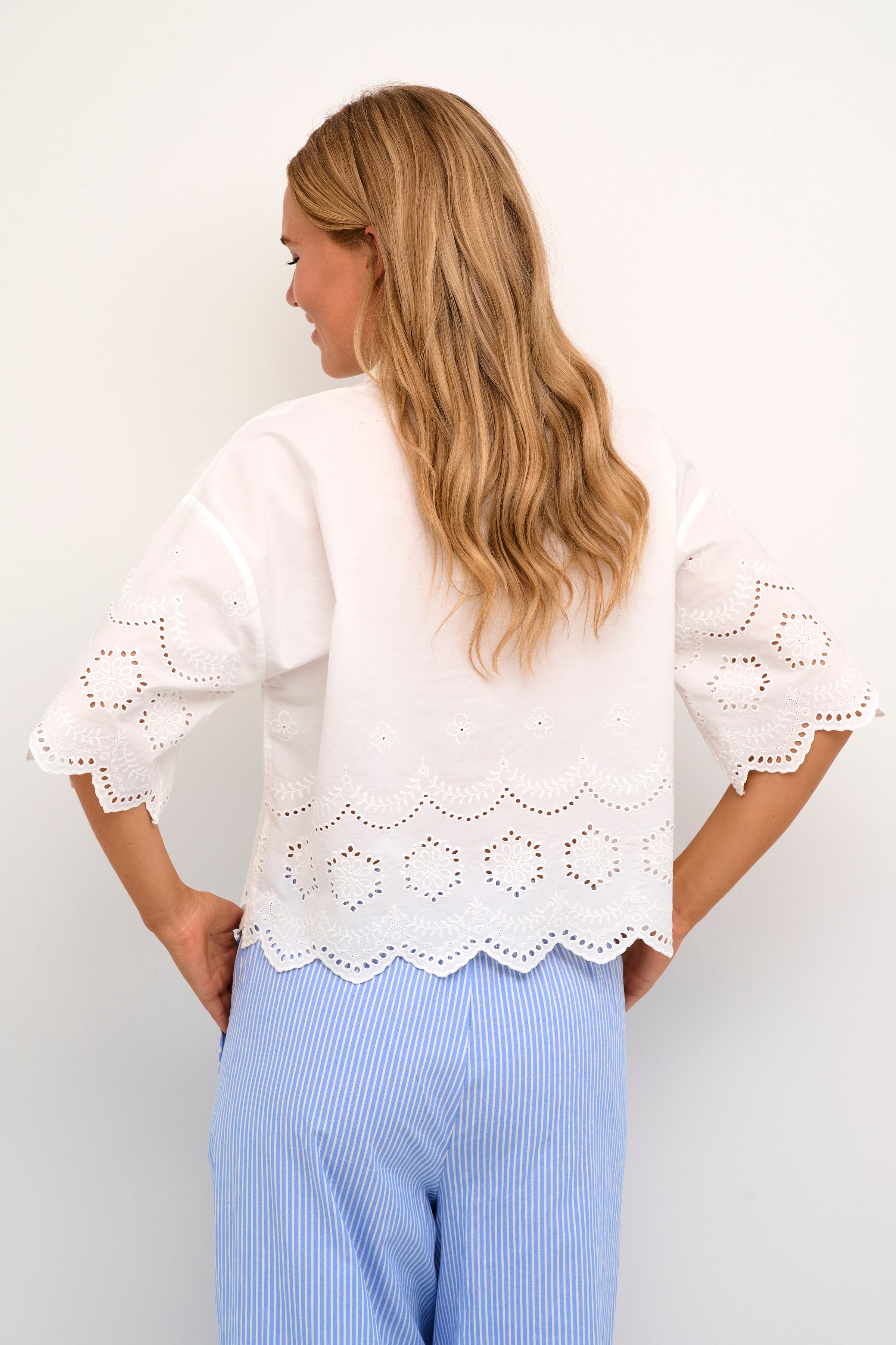KAjasmini Bluse LOOKBOOK BACK 10508355-110602