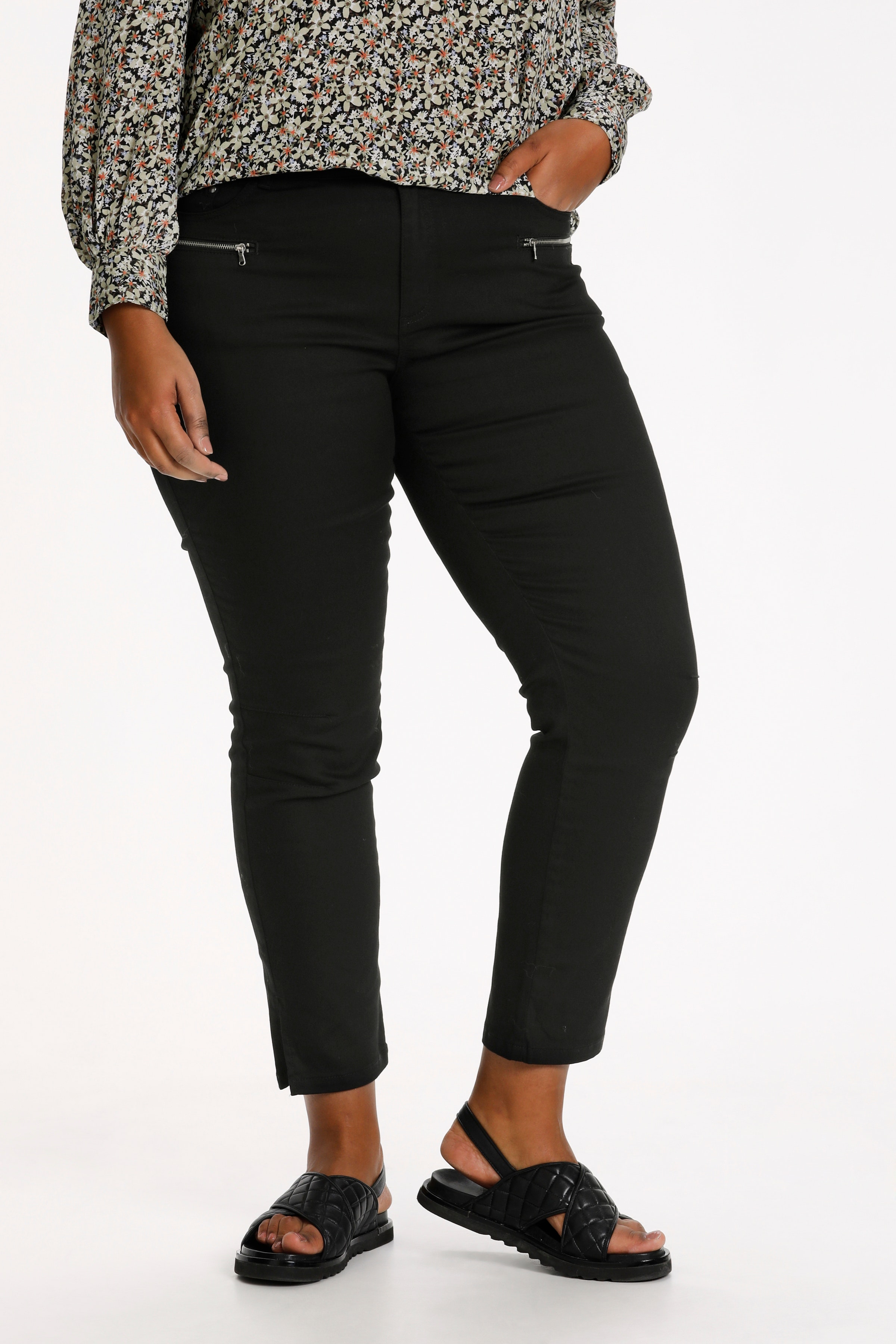 Twill-ankelbyxor LOOKBOOK FRONT 10580428-100121