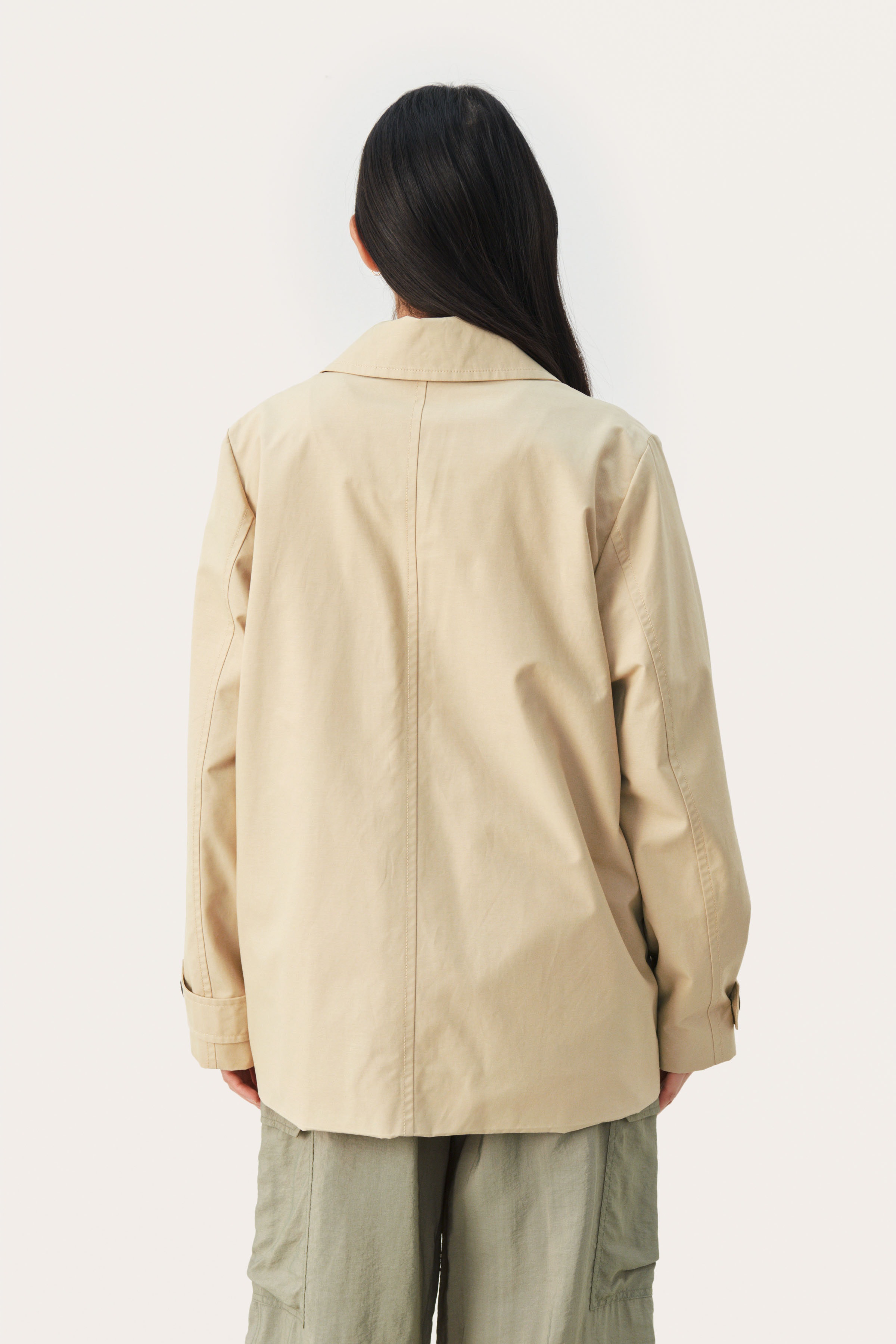 ElicePW Mantel LOOKBOOK BACK 30308359-151115