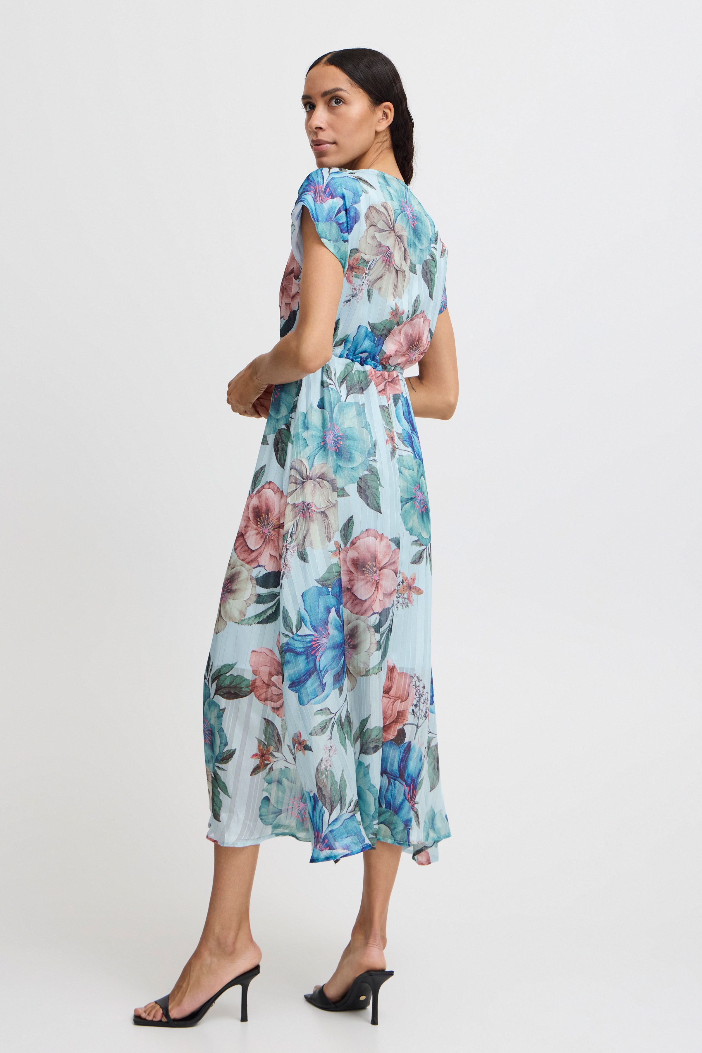 BYJAQUELYN Klänning LOOKBOOK BACK 20815748-203054