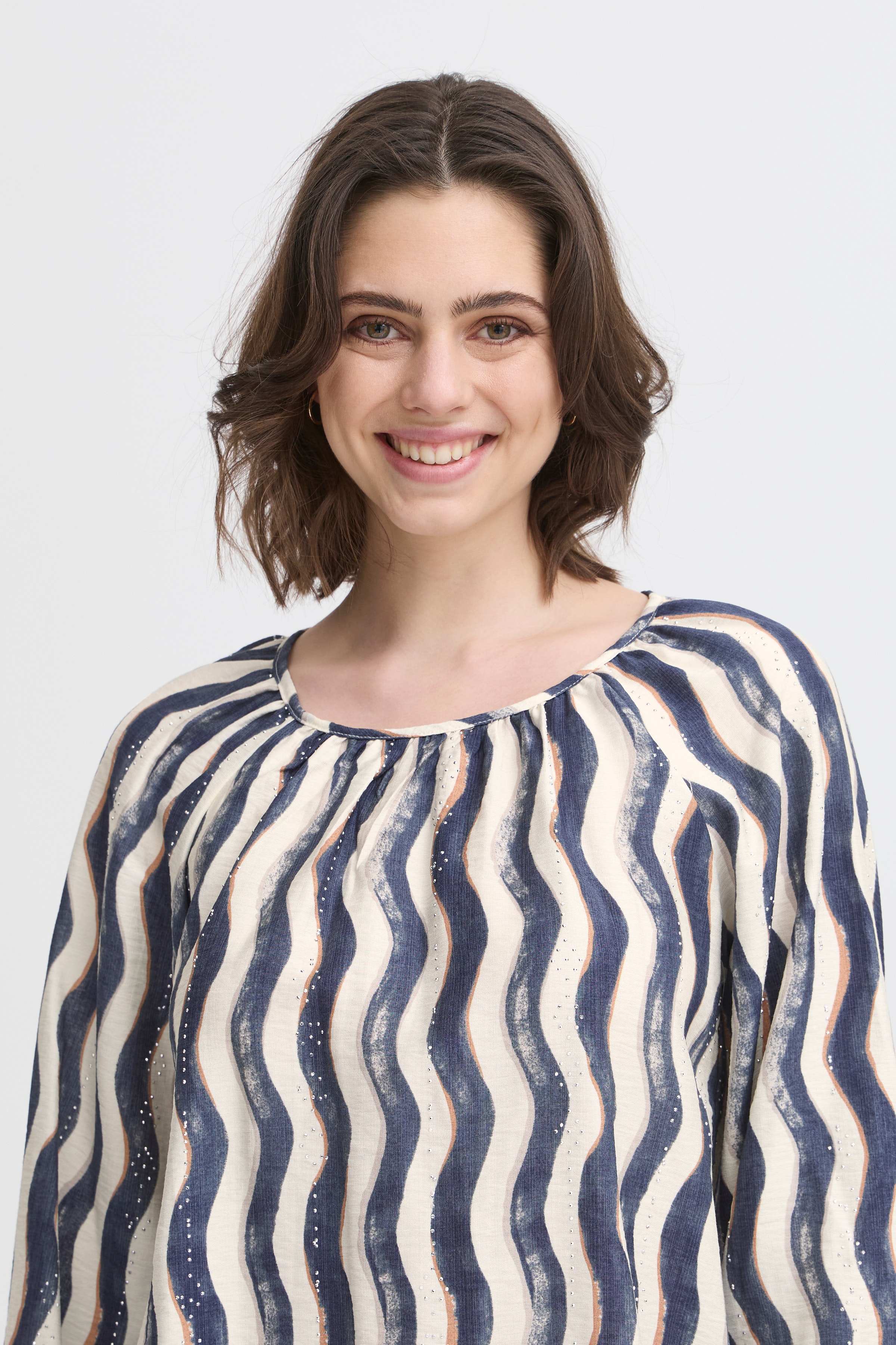 FRDIANE Blouse LOOKBOOK DETAIL 20616229-205428